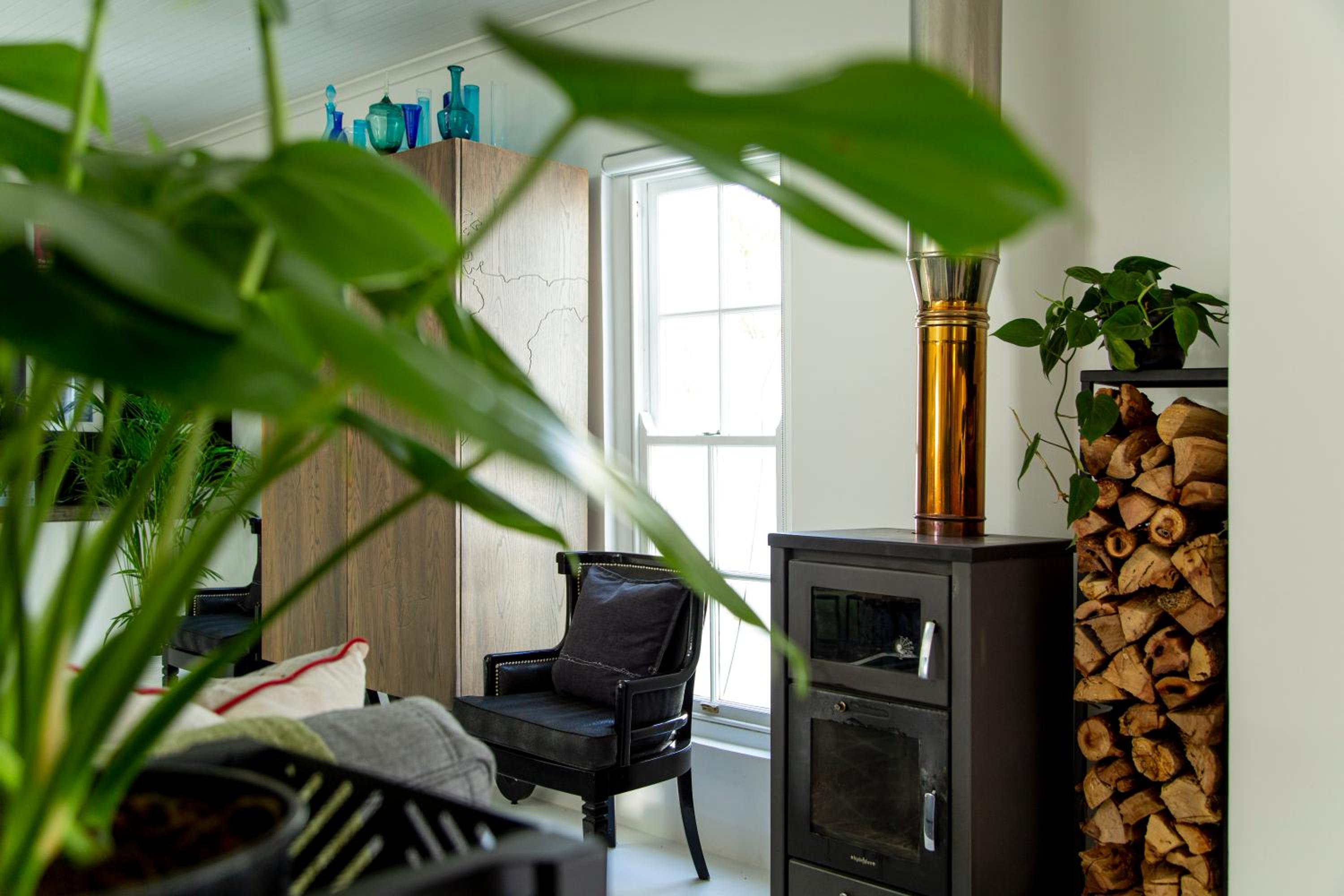 Two-Bedroom House - Photo 6