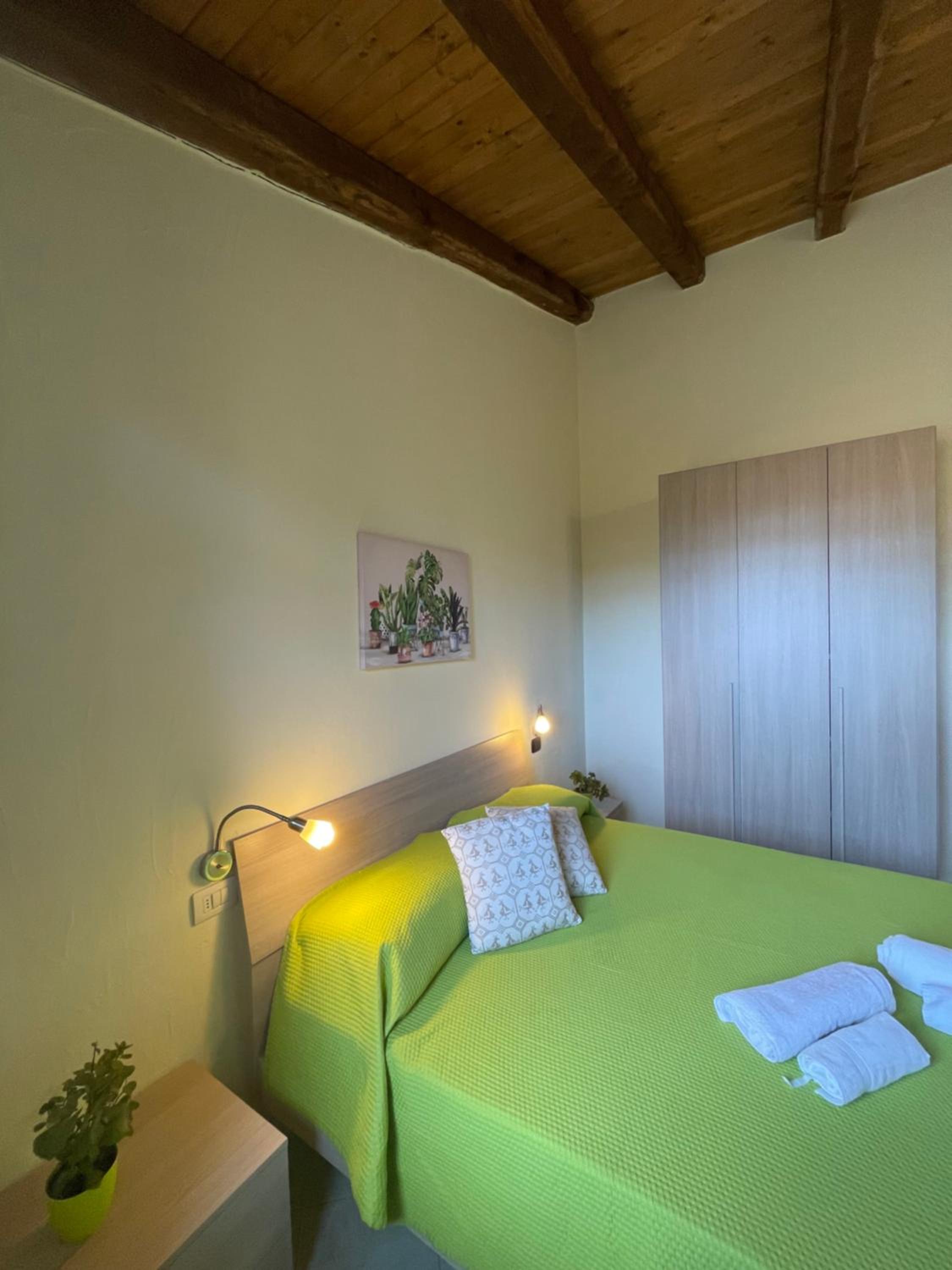 One-Bedroom Apartment (2 Adults + 2 Children) - Photo 1