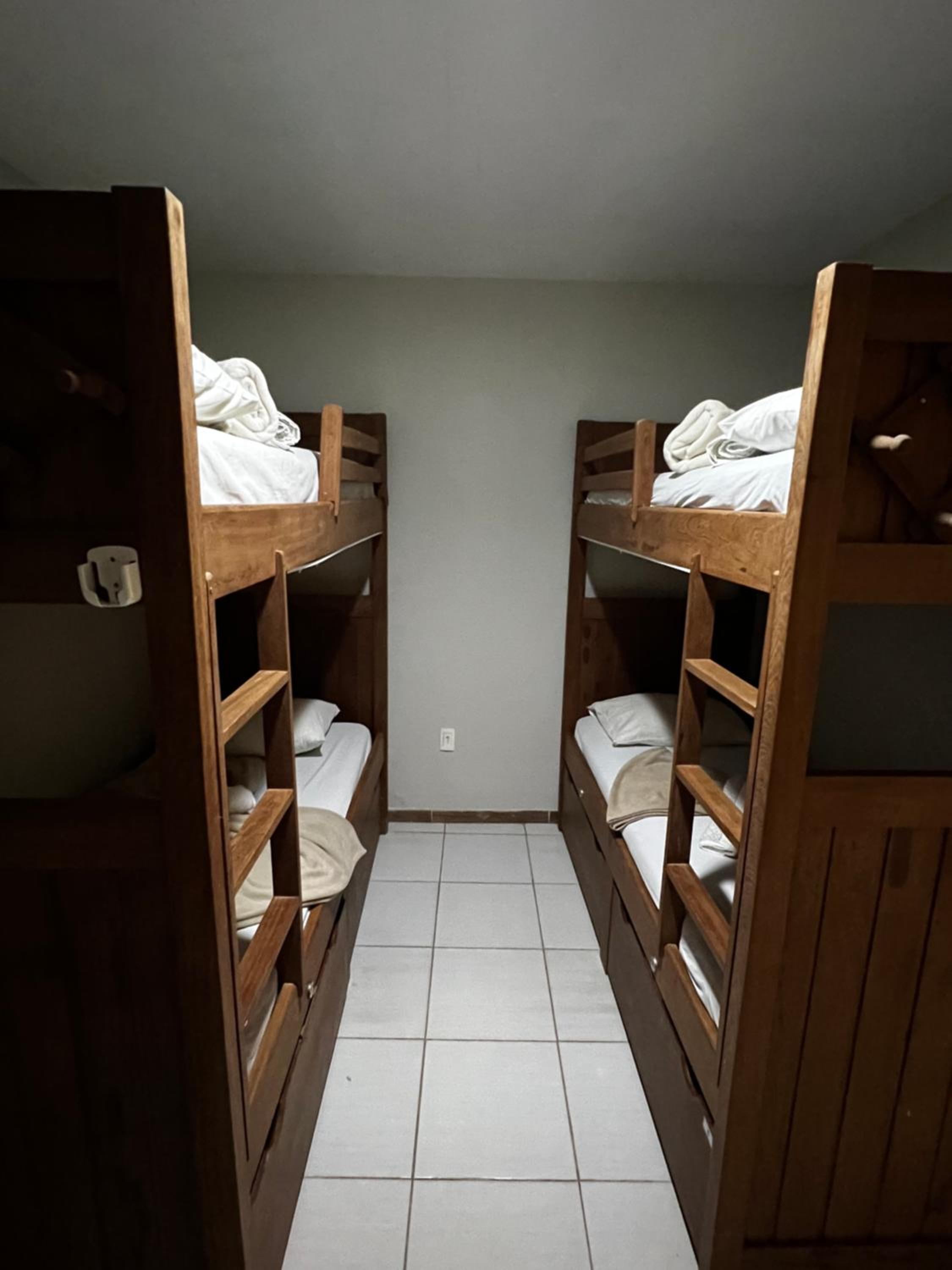 Deluxe Family Suite - Photo 2