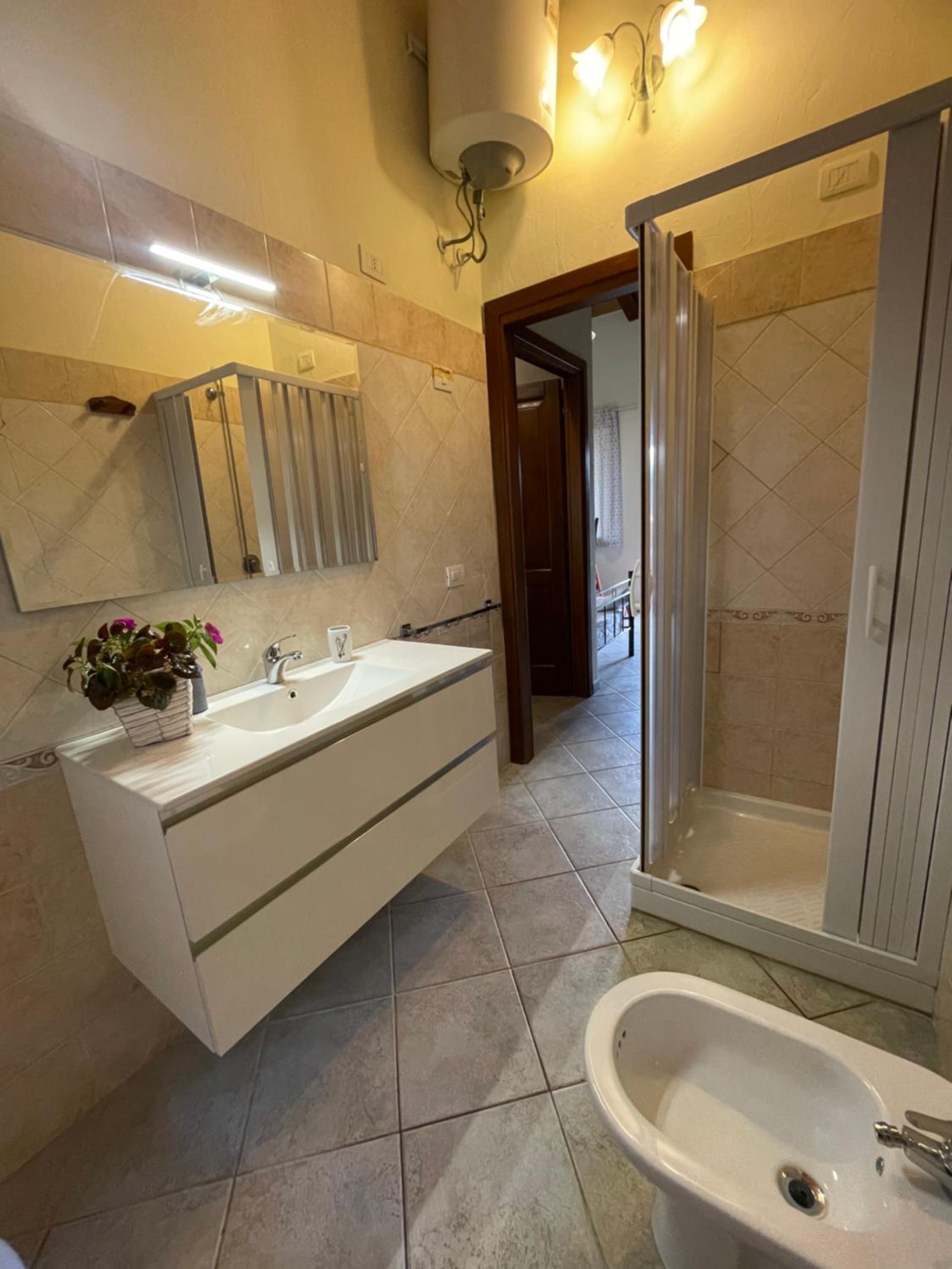 One-Bedroom Apartment (2 Adults + 2 Children) - Photo 8