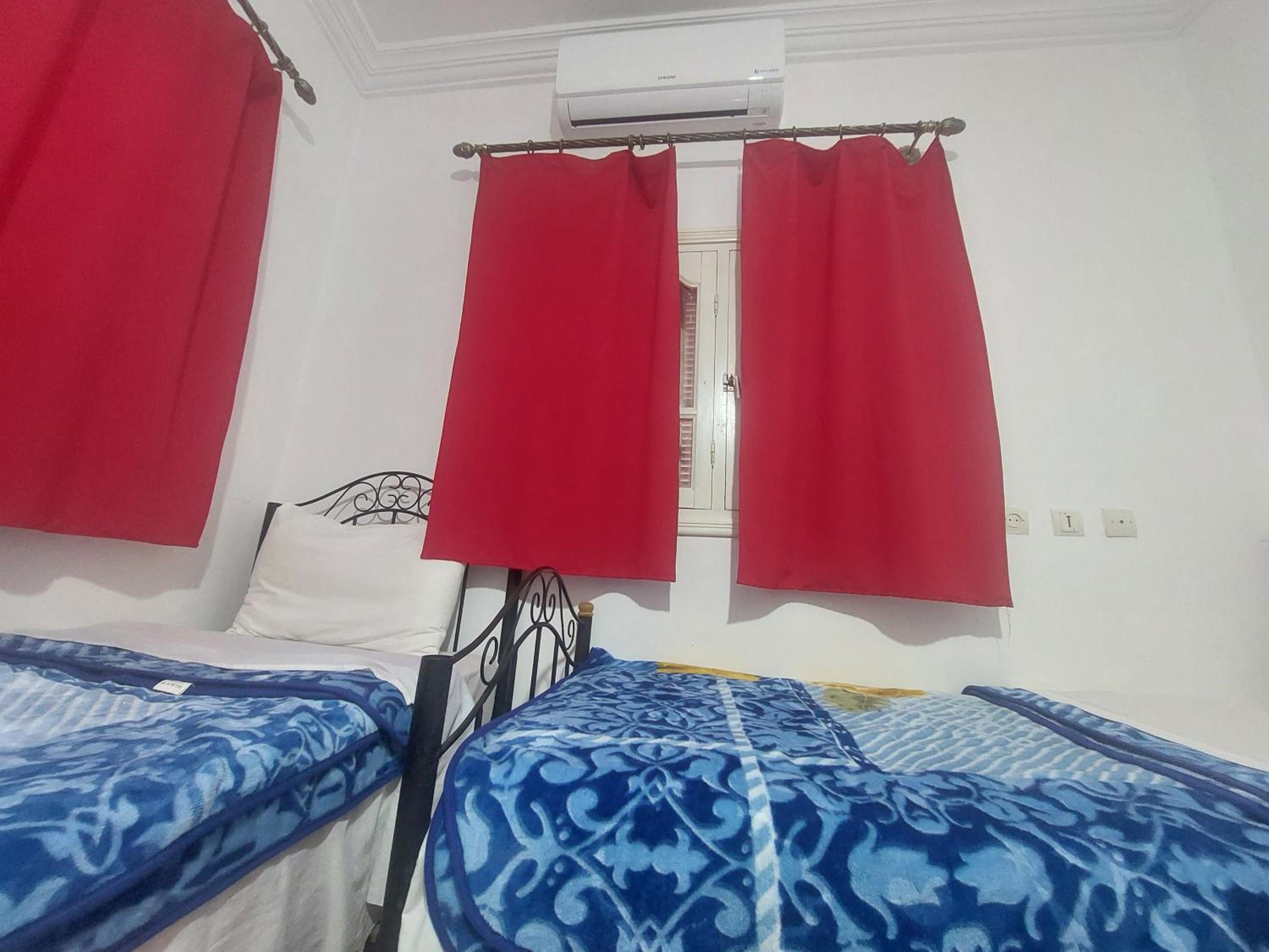 Basic Triple Room photo 3