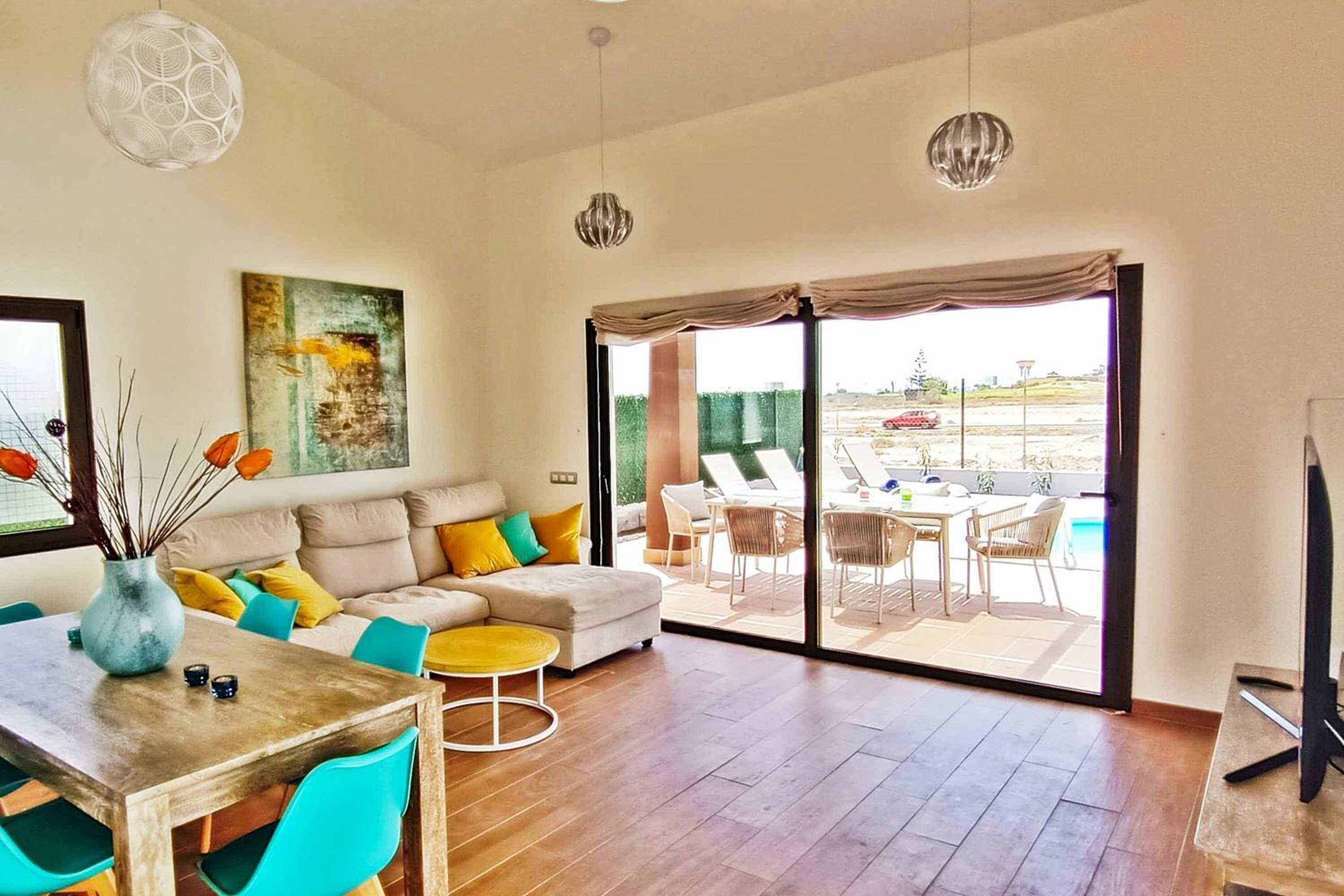 Villa de Tres Habitaciones