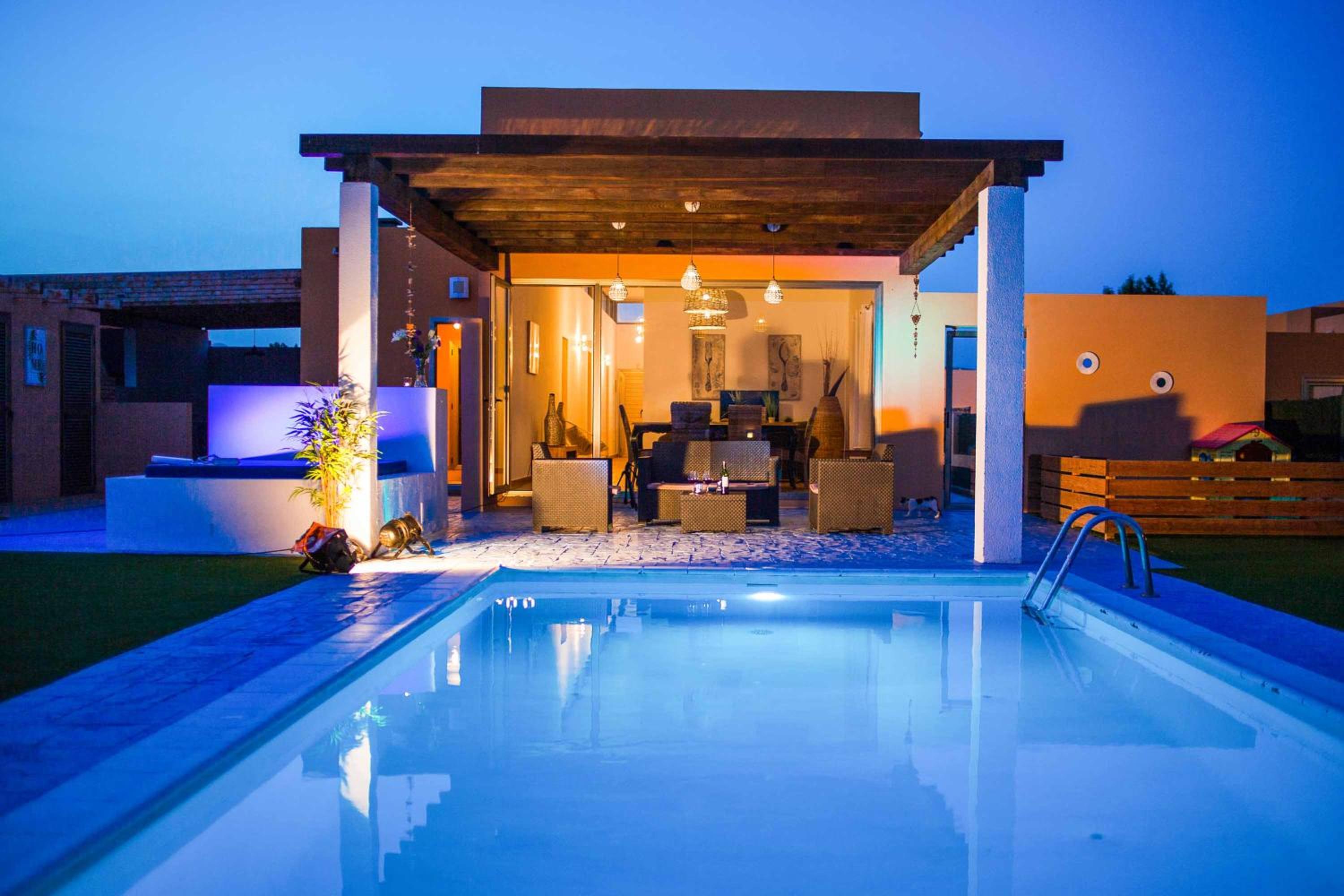 Villa photo 2