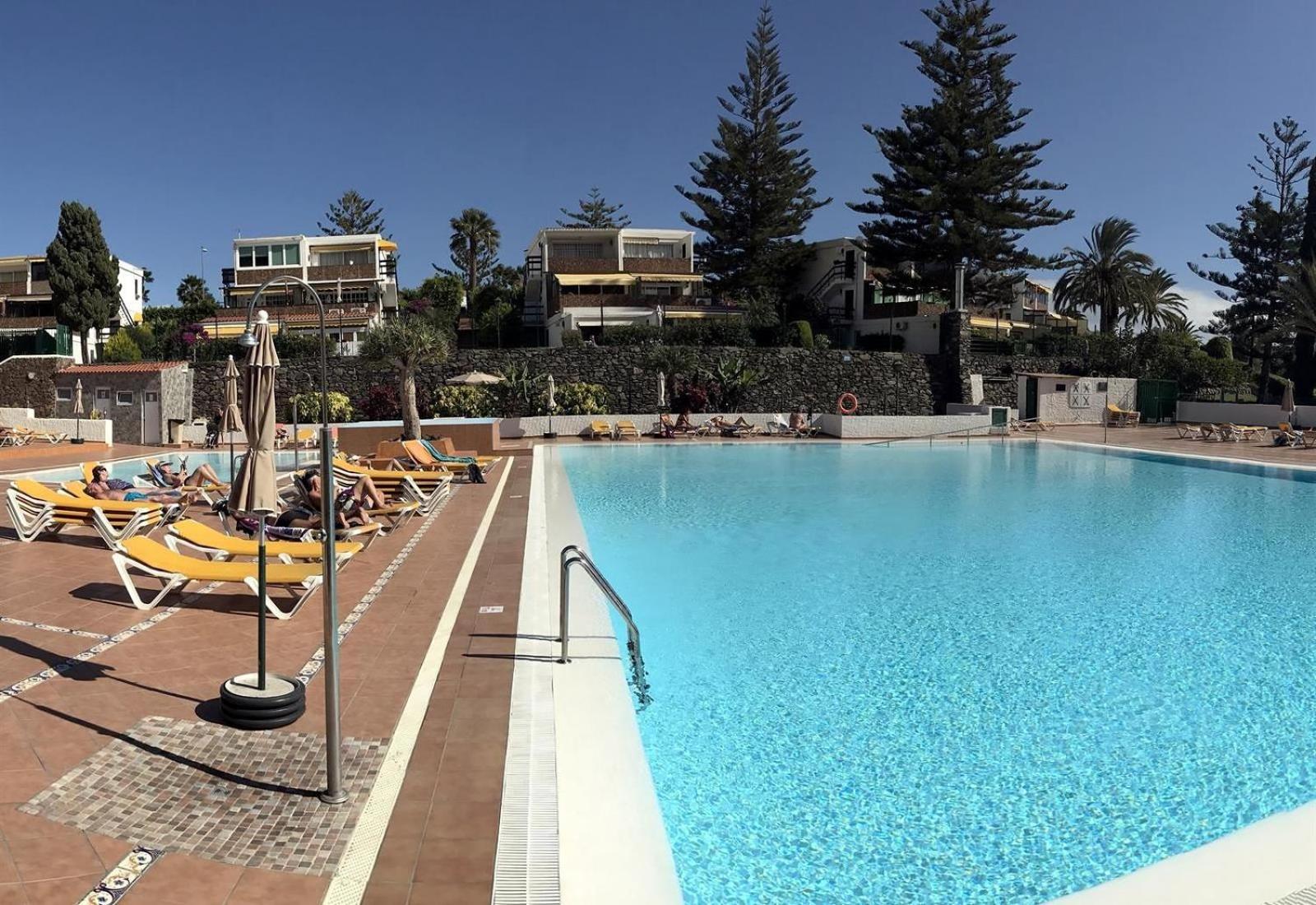 Two-Bedroom Deluxe Apartment with Ocean View photo 3