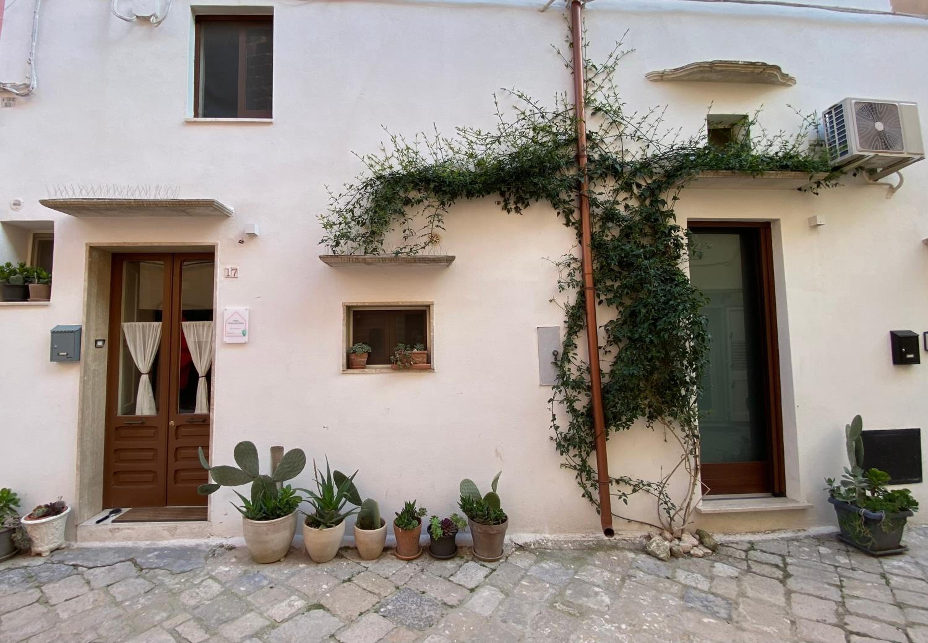 Apartment - Ground Floor photo 2