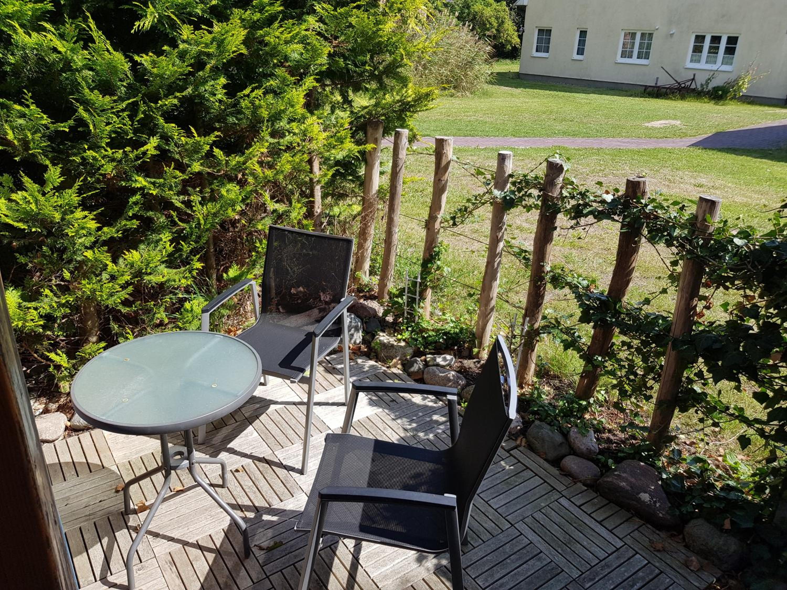 Apartment with Terrace photo 3