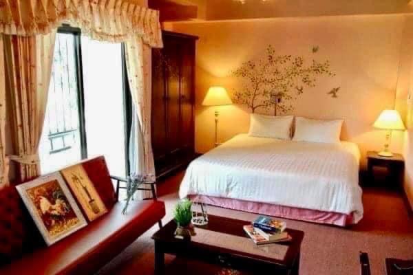 Deluxe Double Room with Balcony photo 1