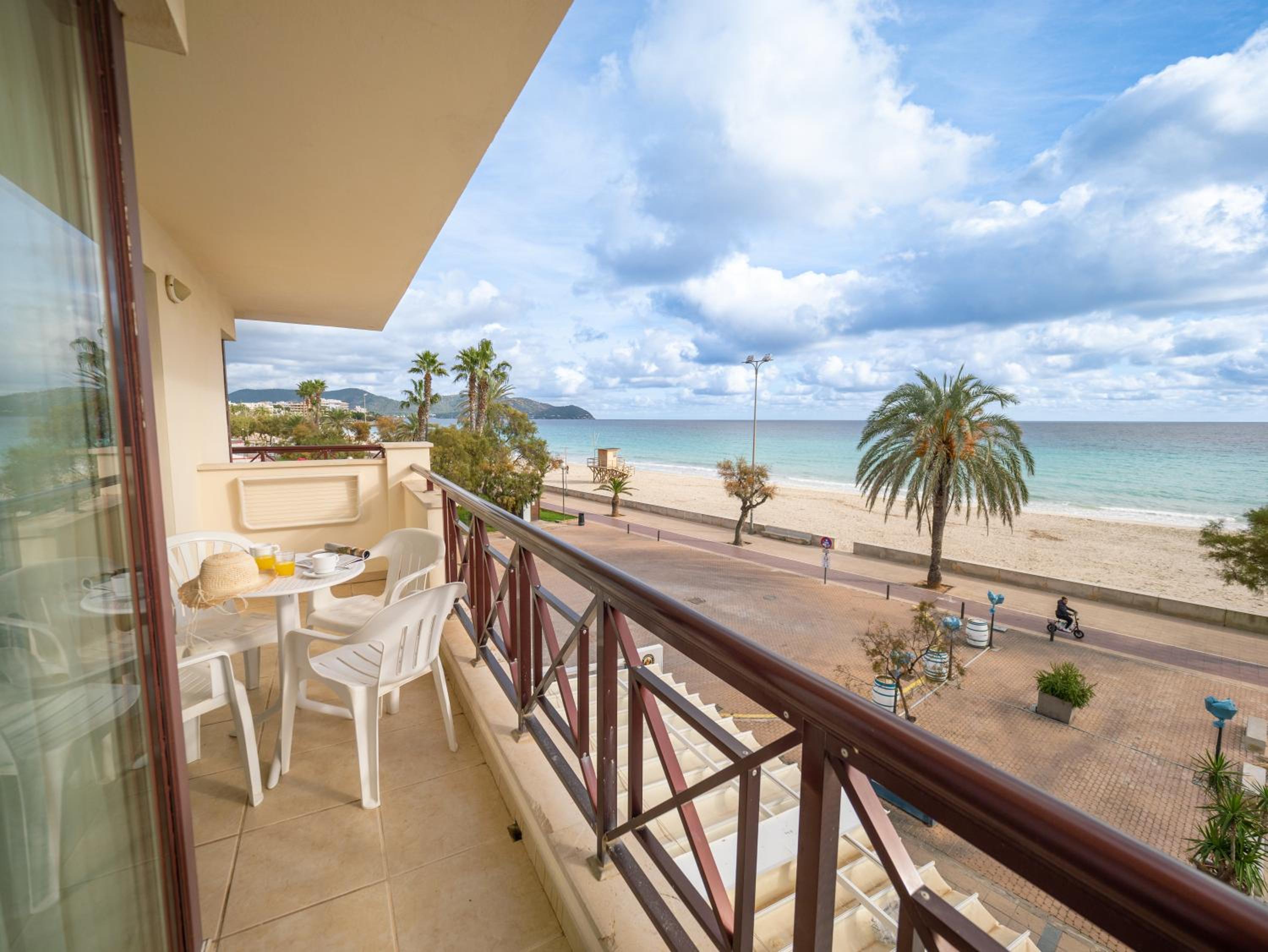 Studio with Sea View photo 3