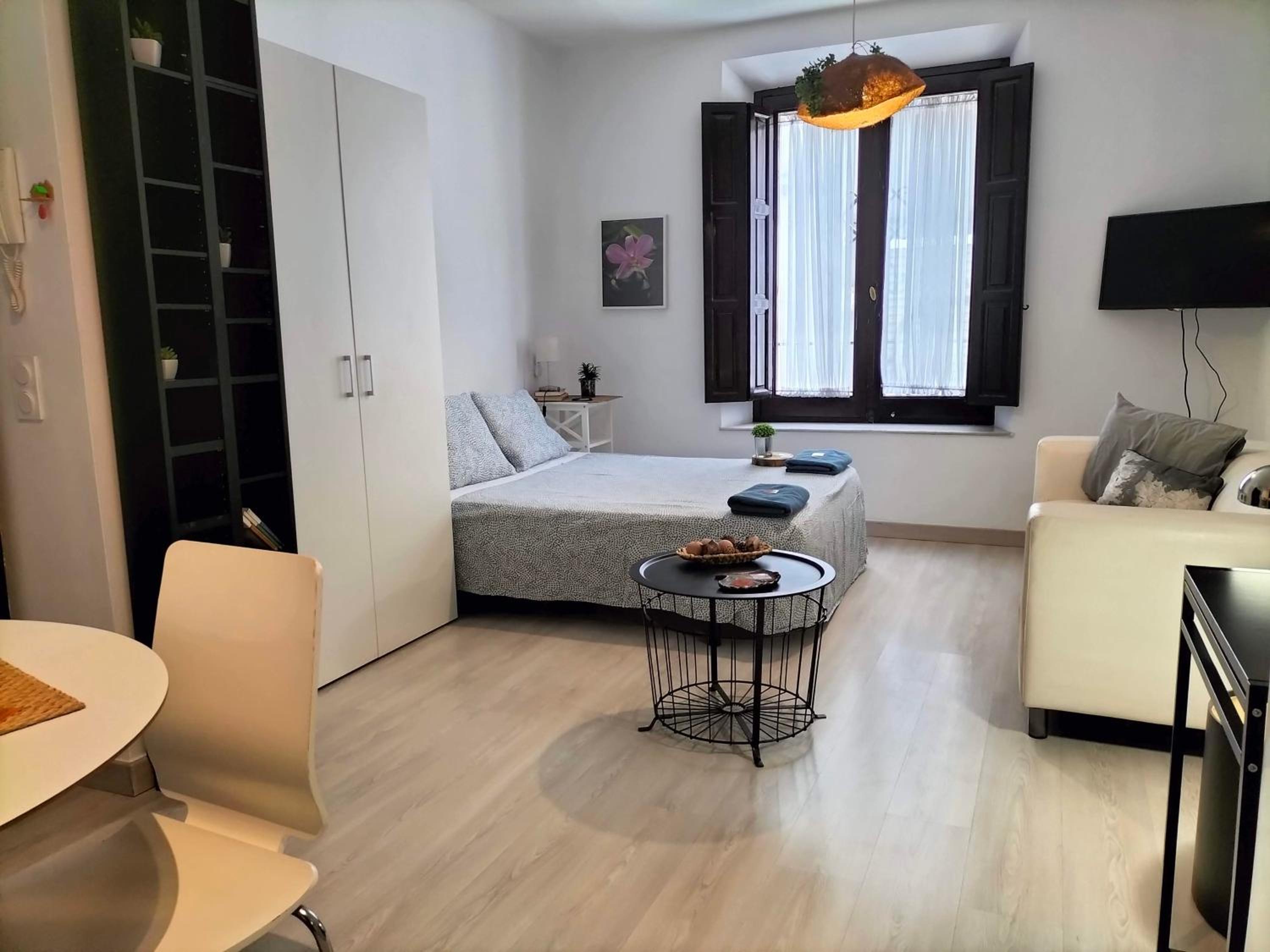 Apartamento Estudio - Calle Frailes 28