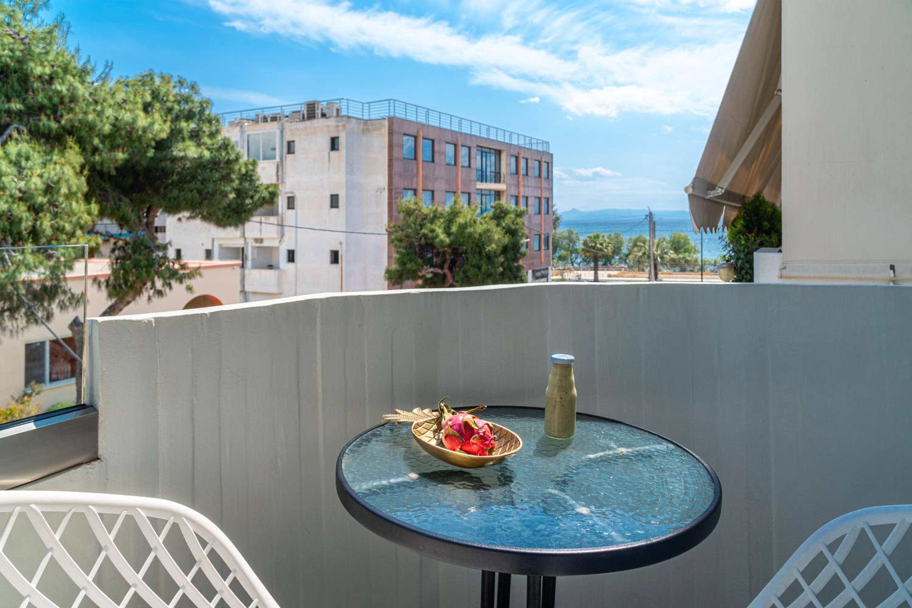 Standard Double Room with Balcony & Side Sea View photo 3