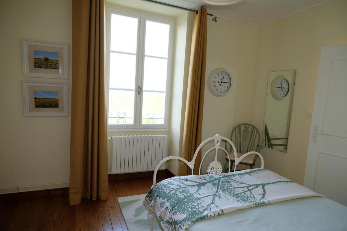 Double Room with Private Bathroom photo 3