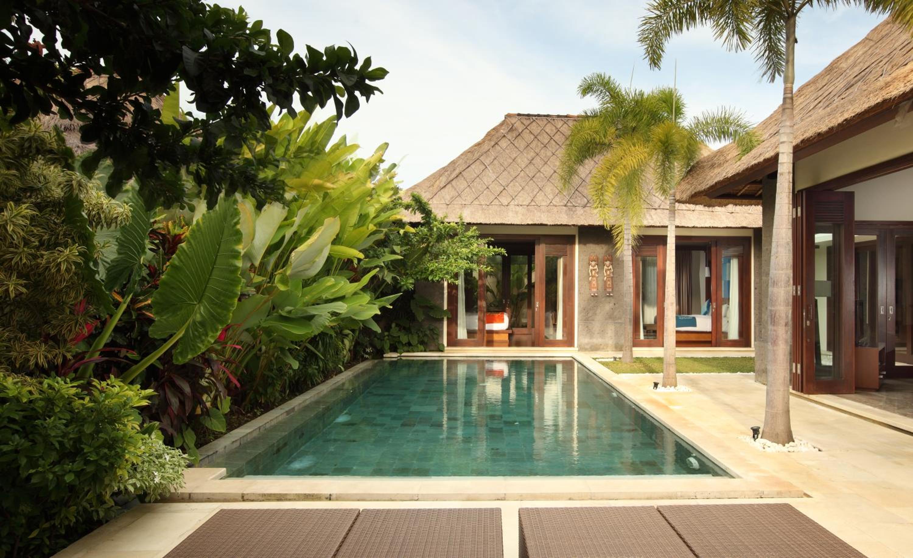 Three-Bedroom Villa with Private Pool - Photo 12