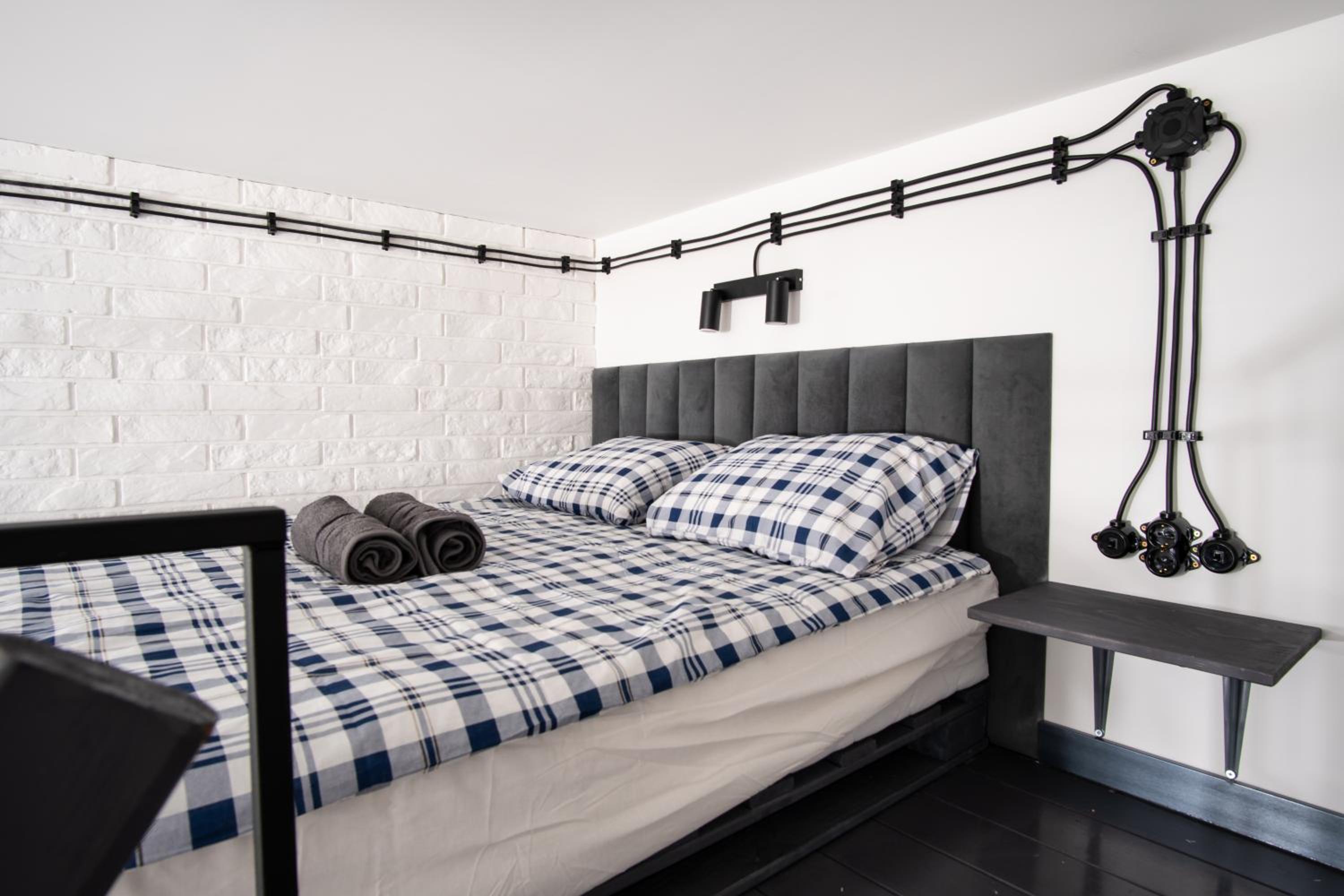 Economy Triple Room with Shared Bathroom