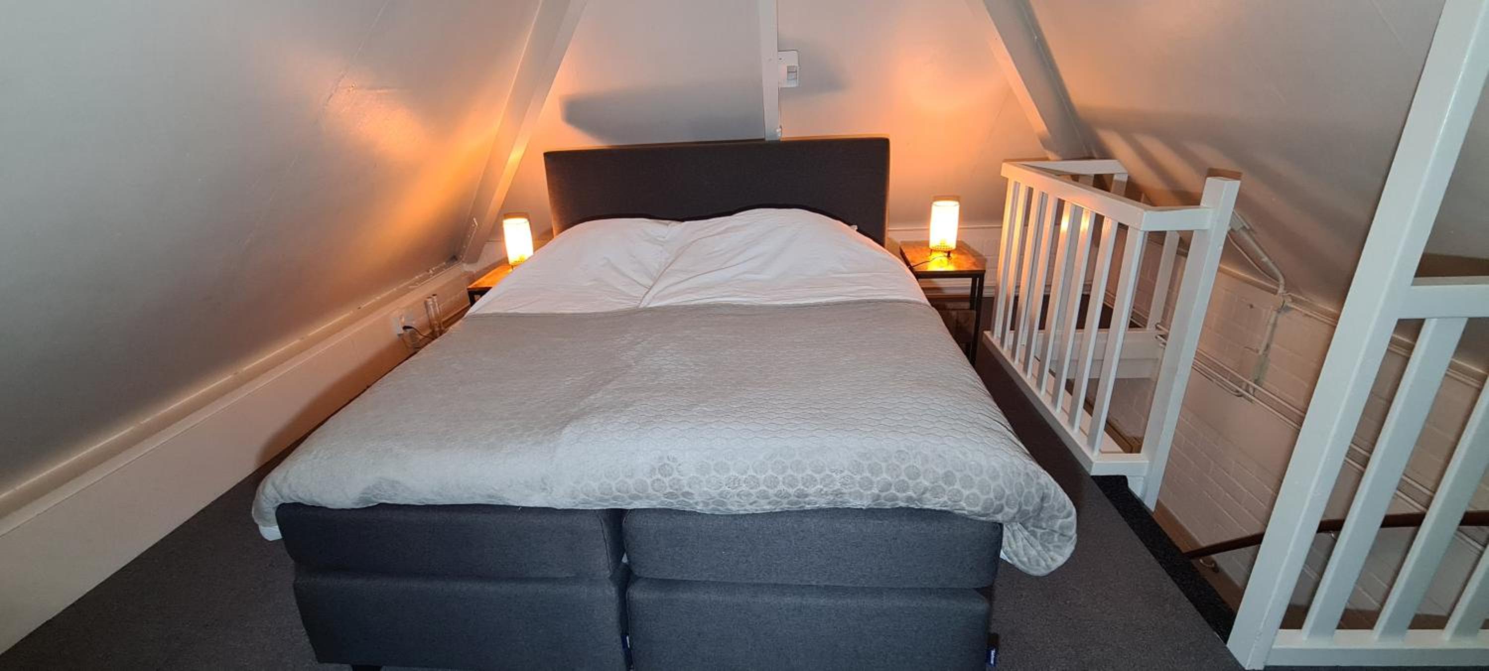 Two-Bedroom House - Photo 10