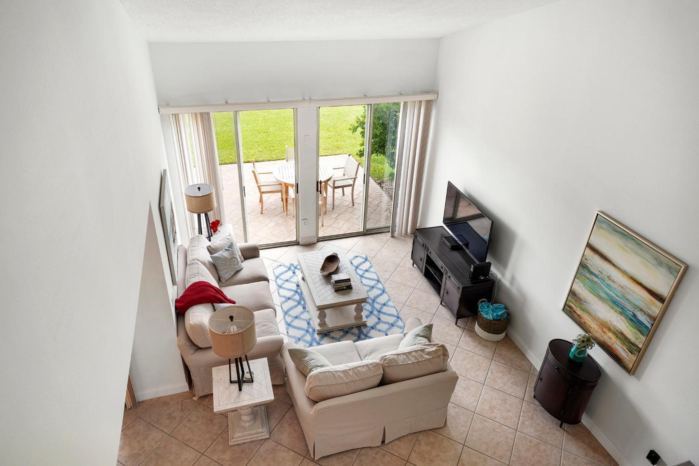 Two-Bedroom Holiday Home photo 2