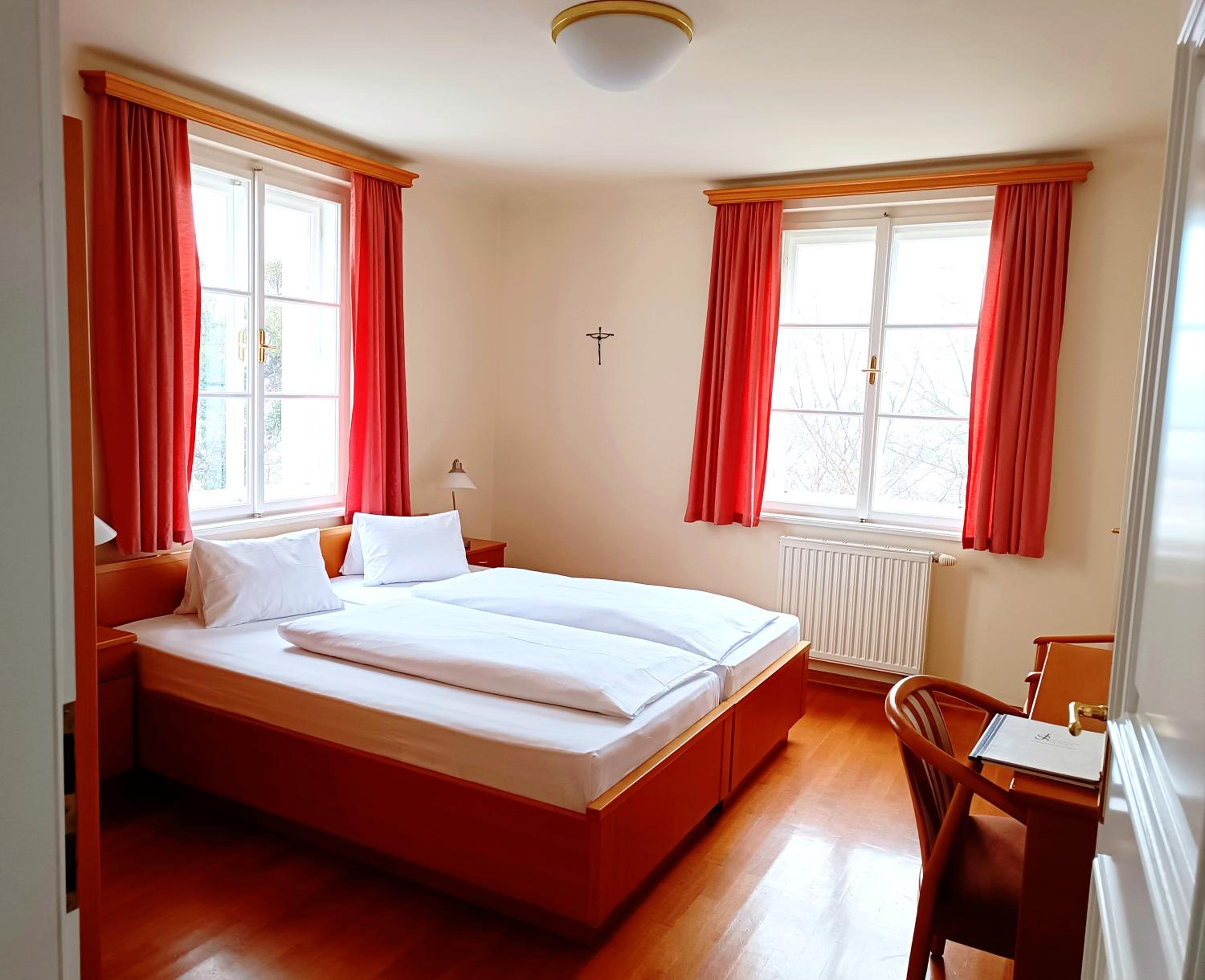 Double Room - Photo 1