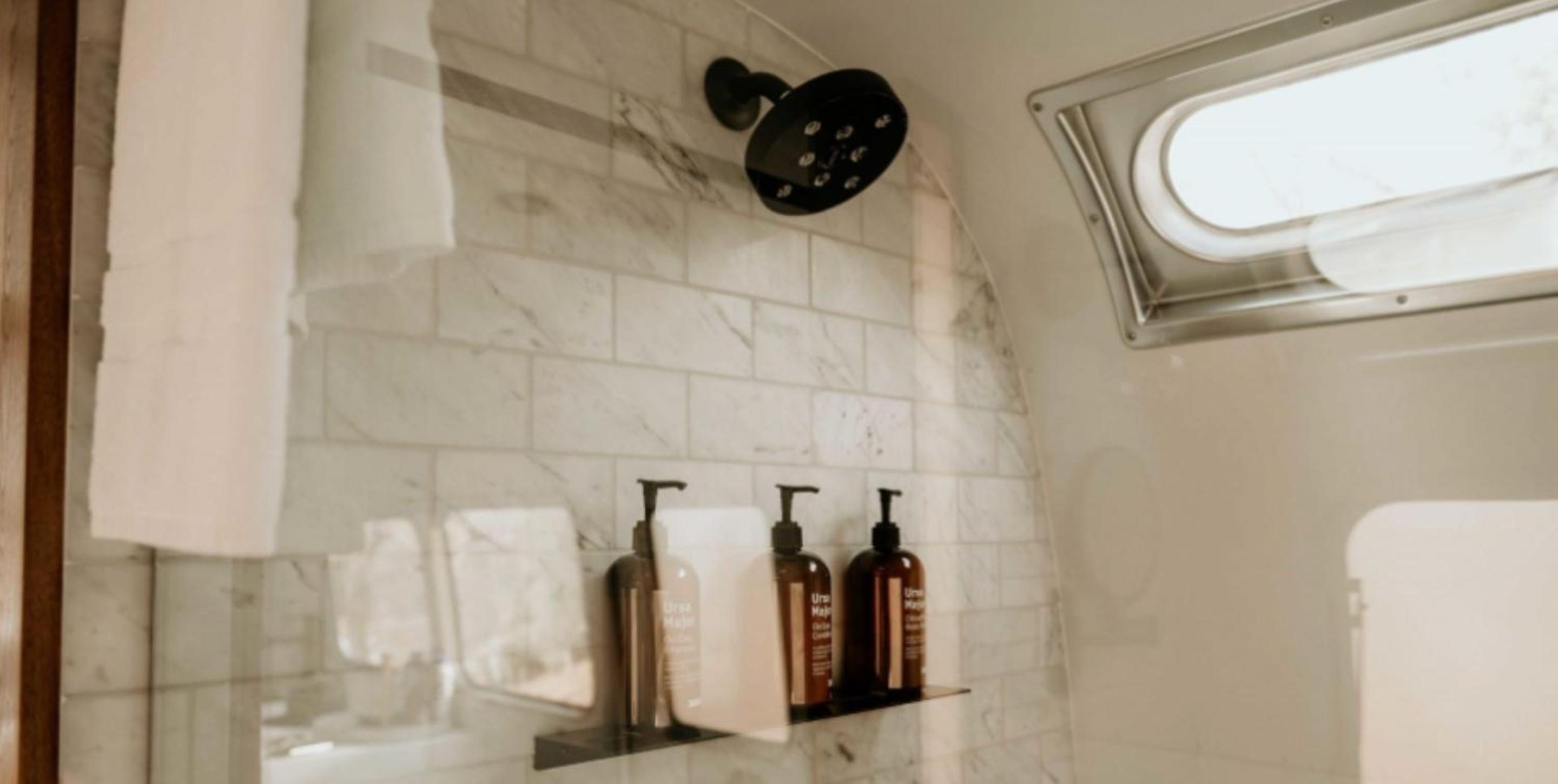 Premium Airstream Suite - Photo 9