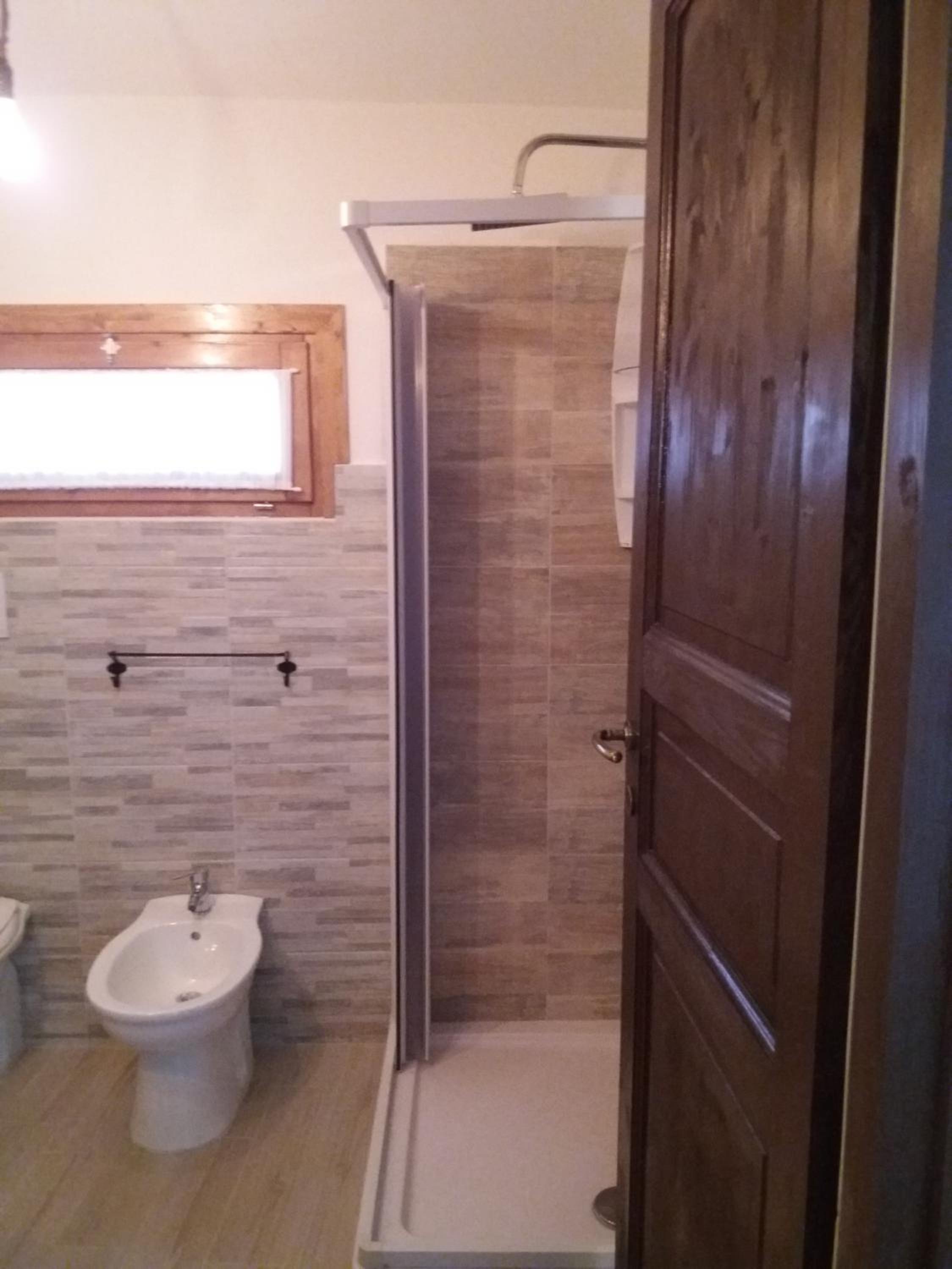 Quadruple Room with Private Bathroom photo 2