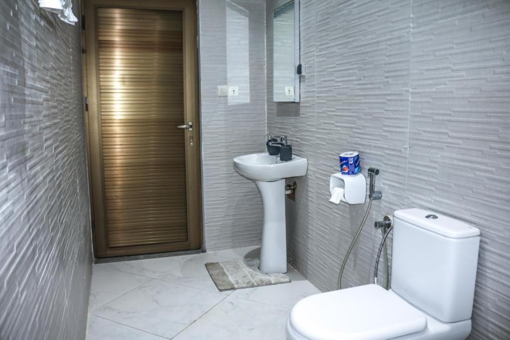 Apartment with Sea View photo 2