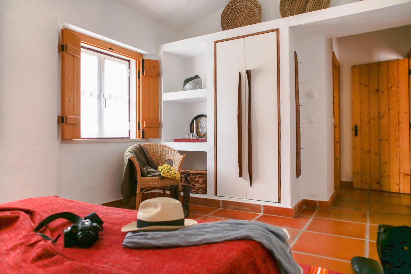 Two-Bedroom House with Balcony photo 1