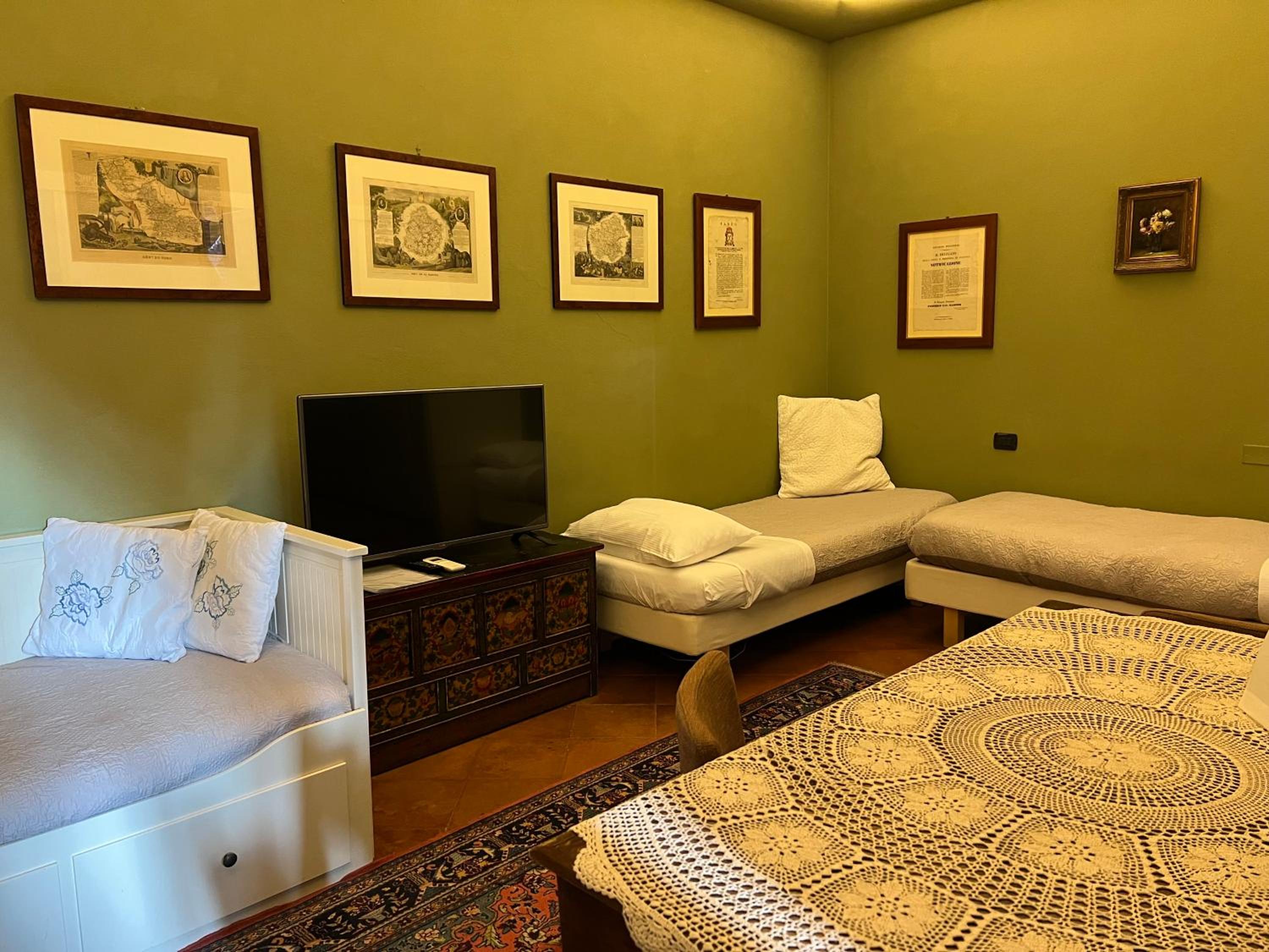 Suite with Garden View - Photo 14