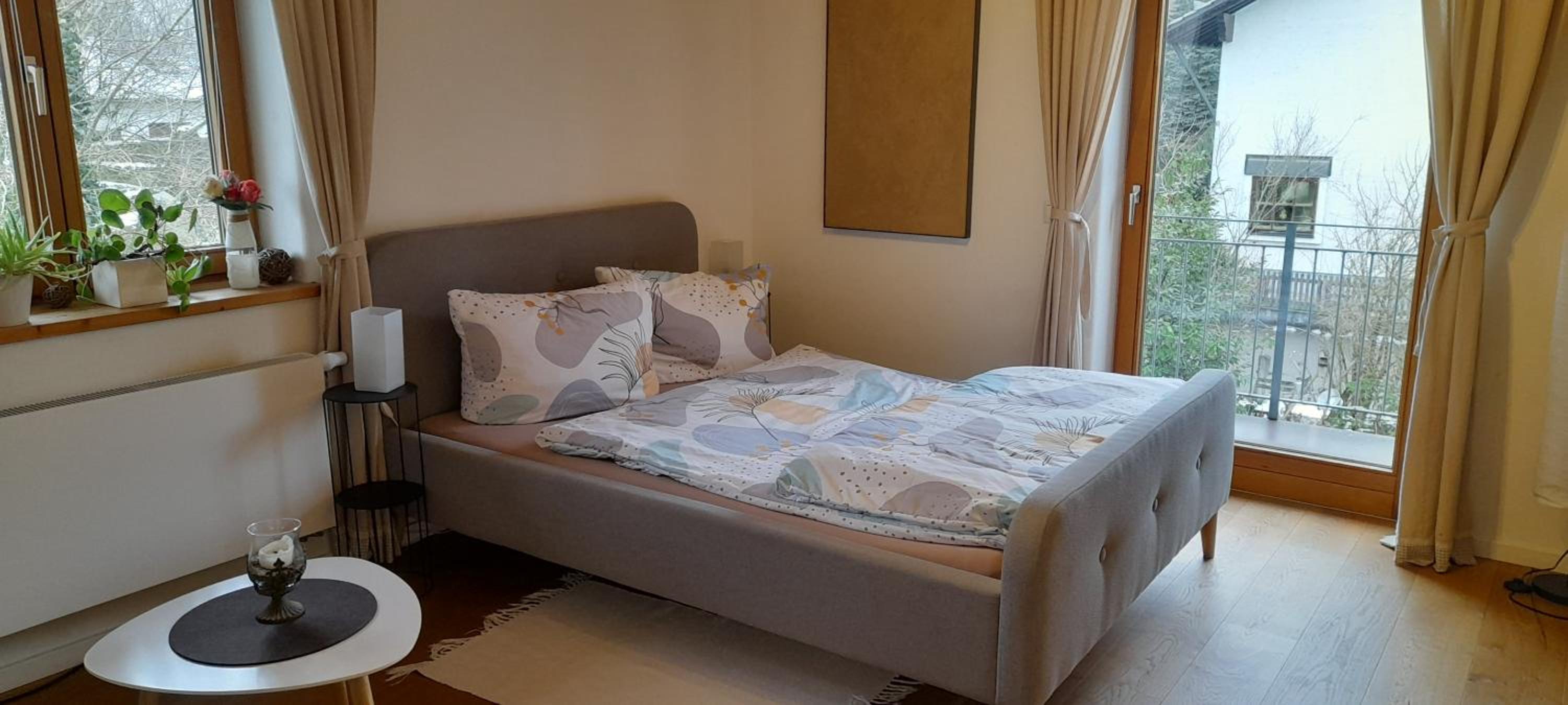 One-Bedroom Apartment - Photo 7