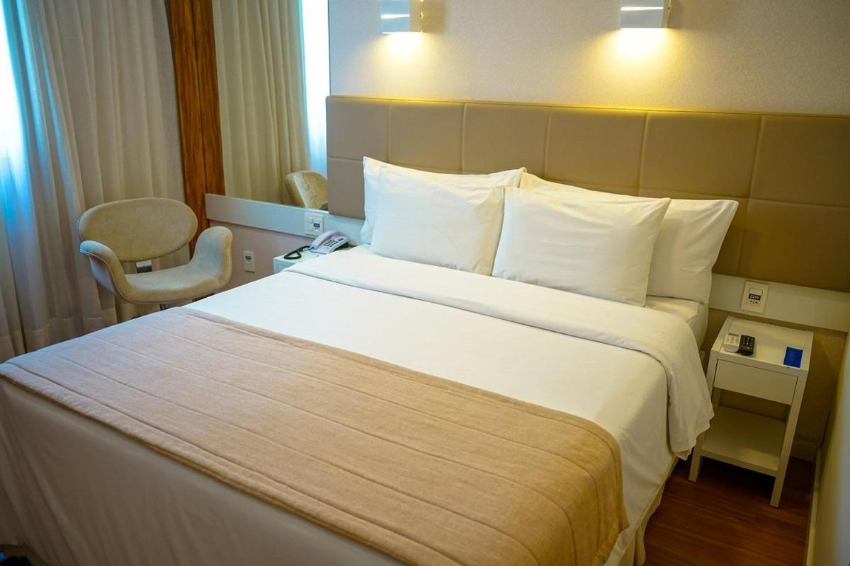 Deluxe Queen Room photo 1