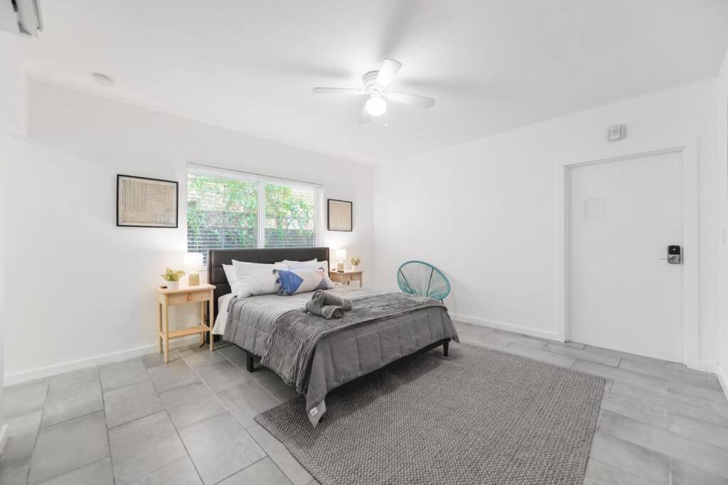 Studio Apartment photo 2