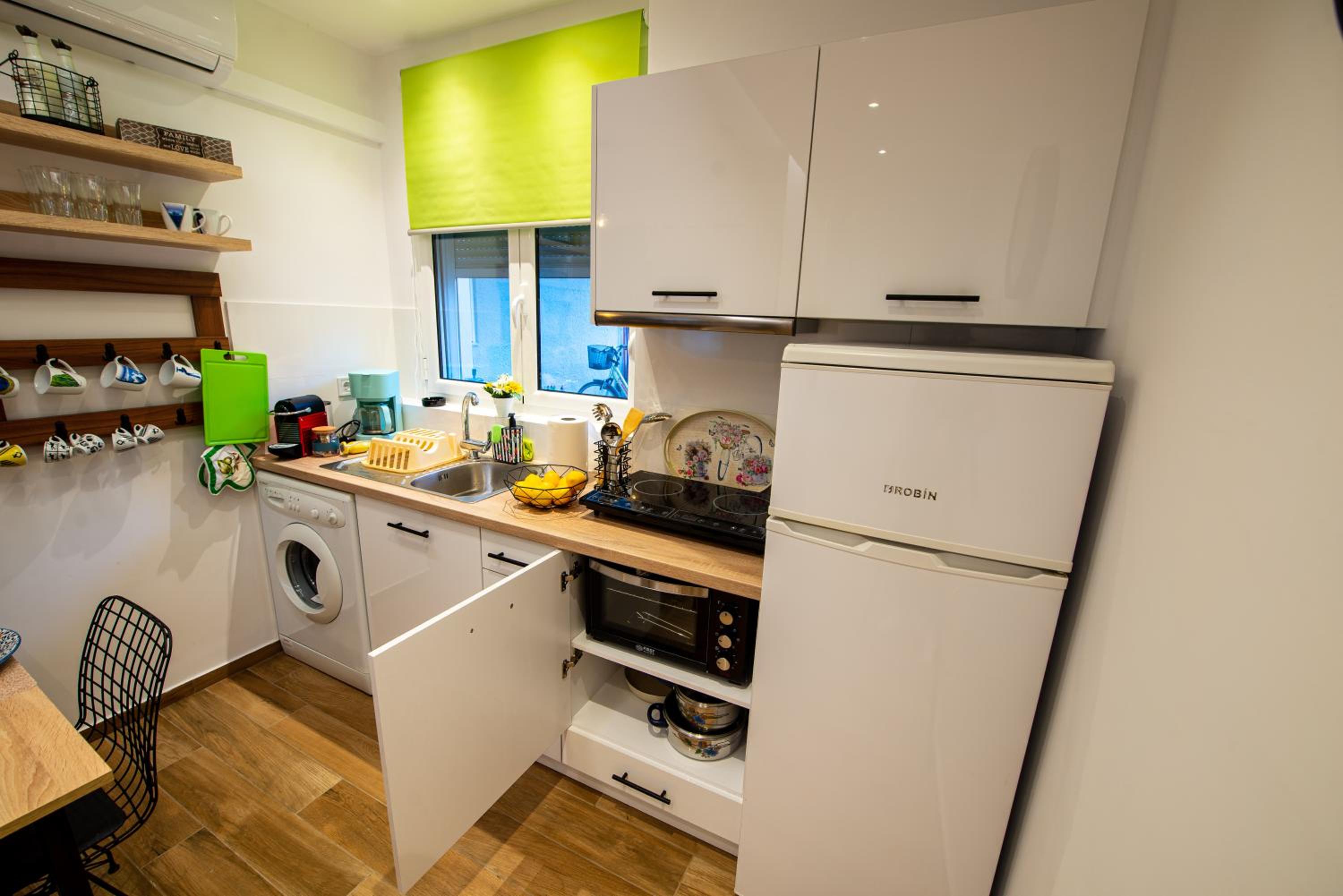 Two-Bedroom Apartment - Photo 40