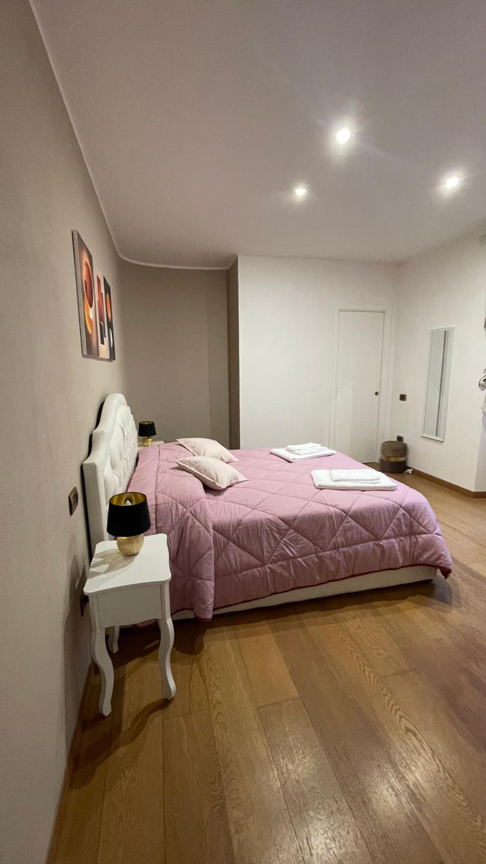 Two-Bedroom Deluxe Apartment