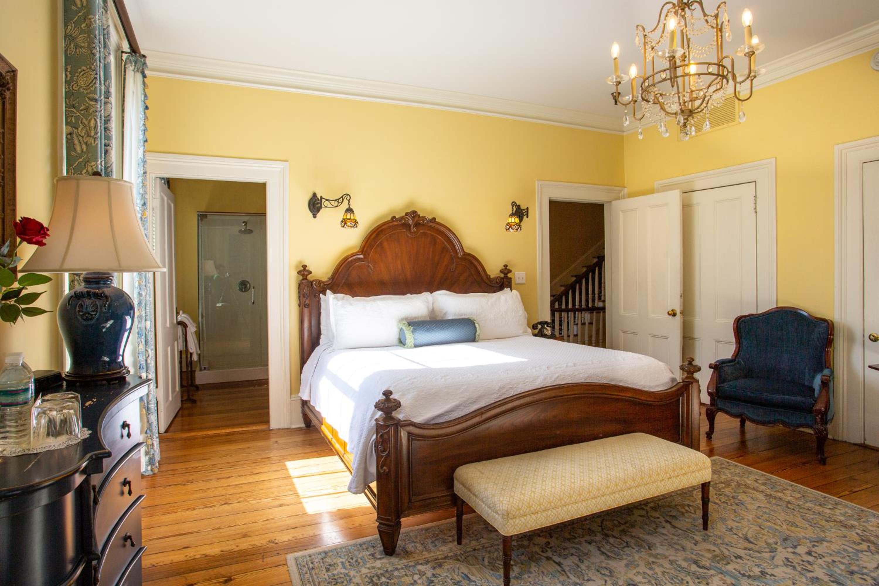 Casimir Pulaski Room - Grand Superior King with Balcony