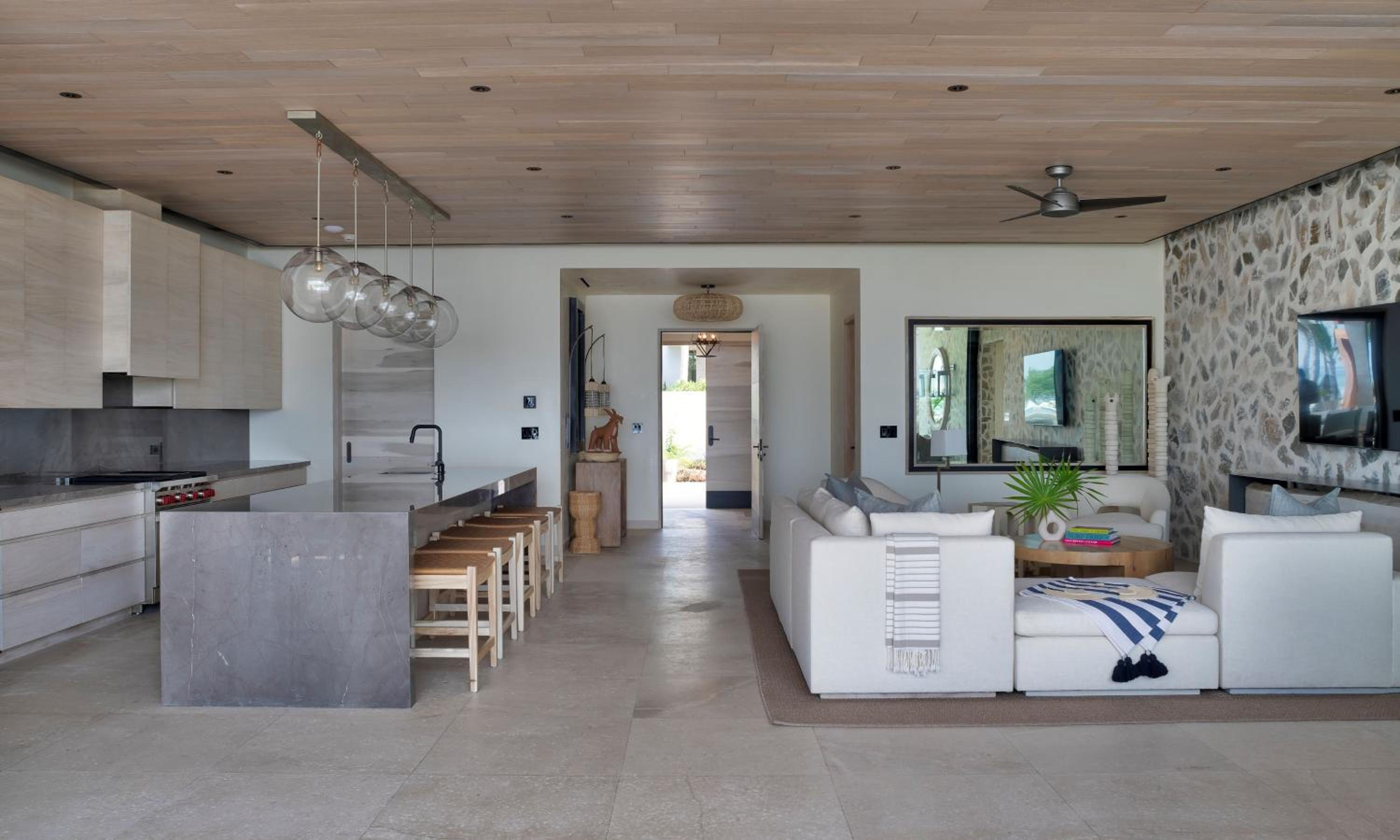 Villa - Beach Front