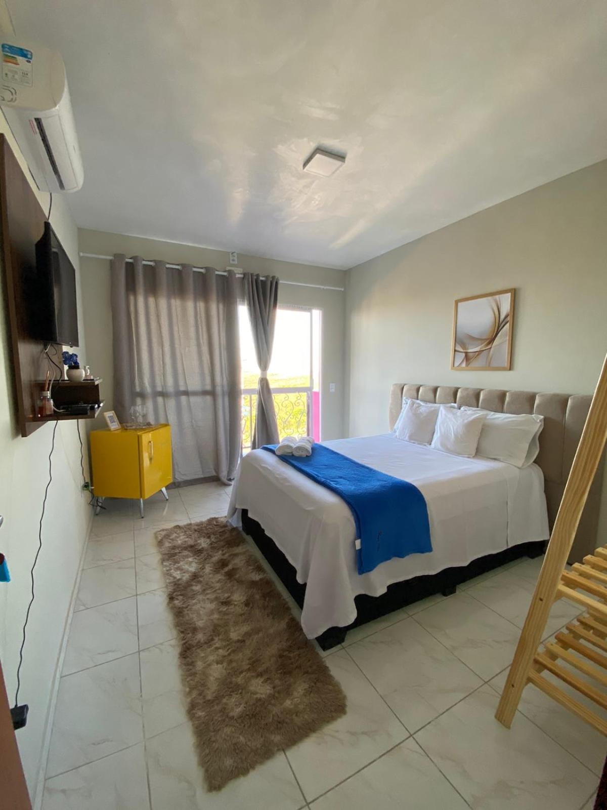 Suite with Balcony - Photo 3