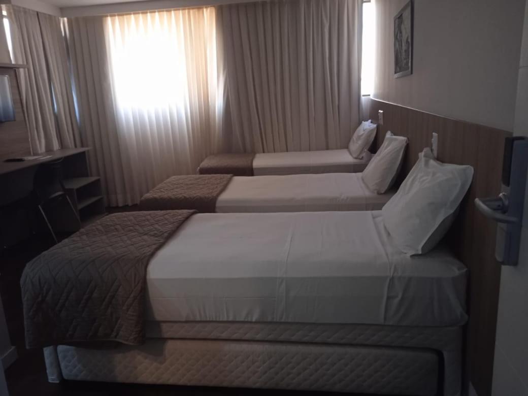 Twin Room - Photo 2