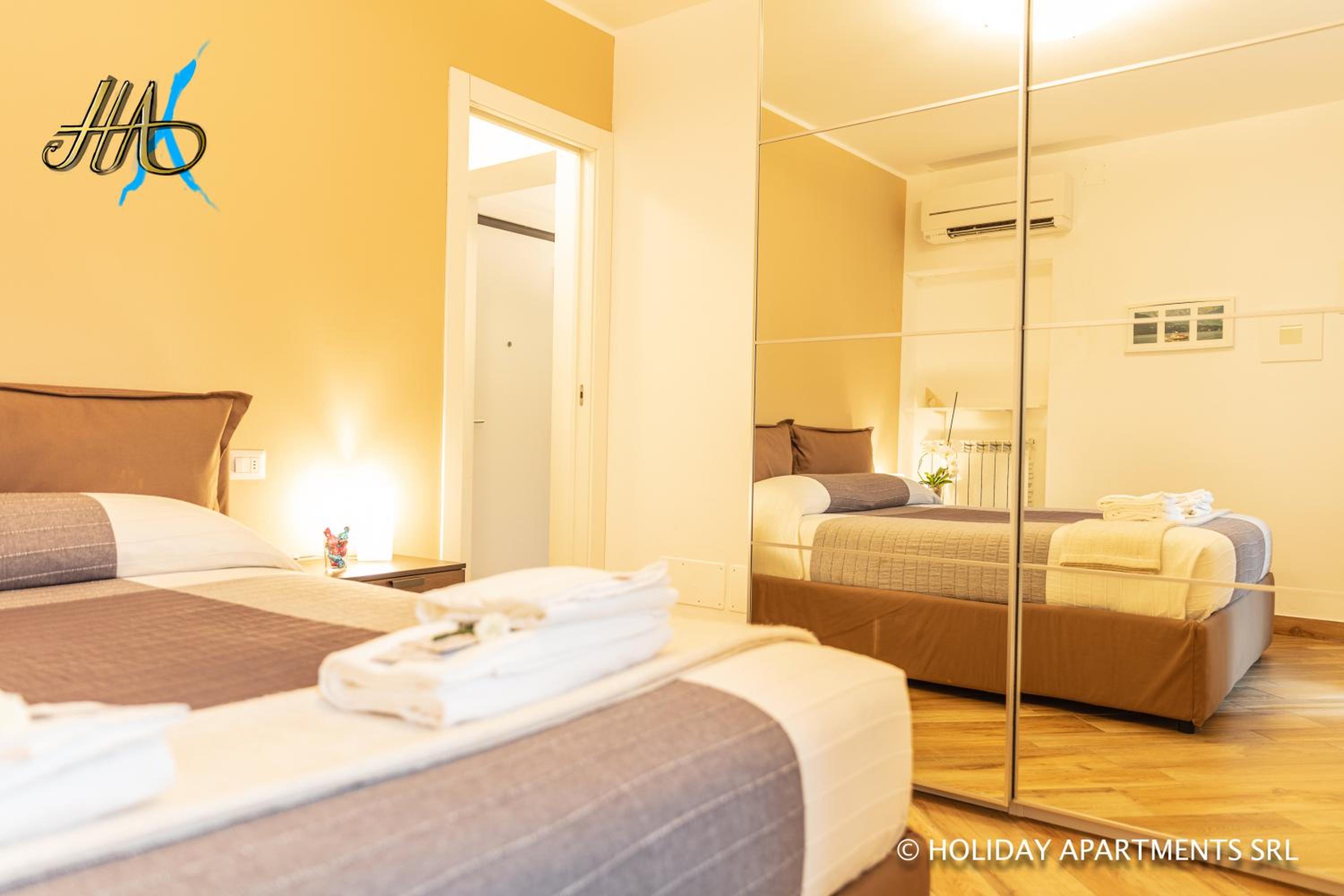 Apartment with Balcony - Photo 19