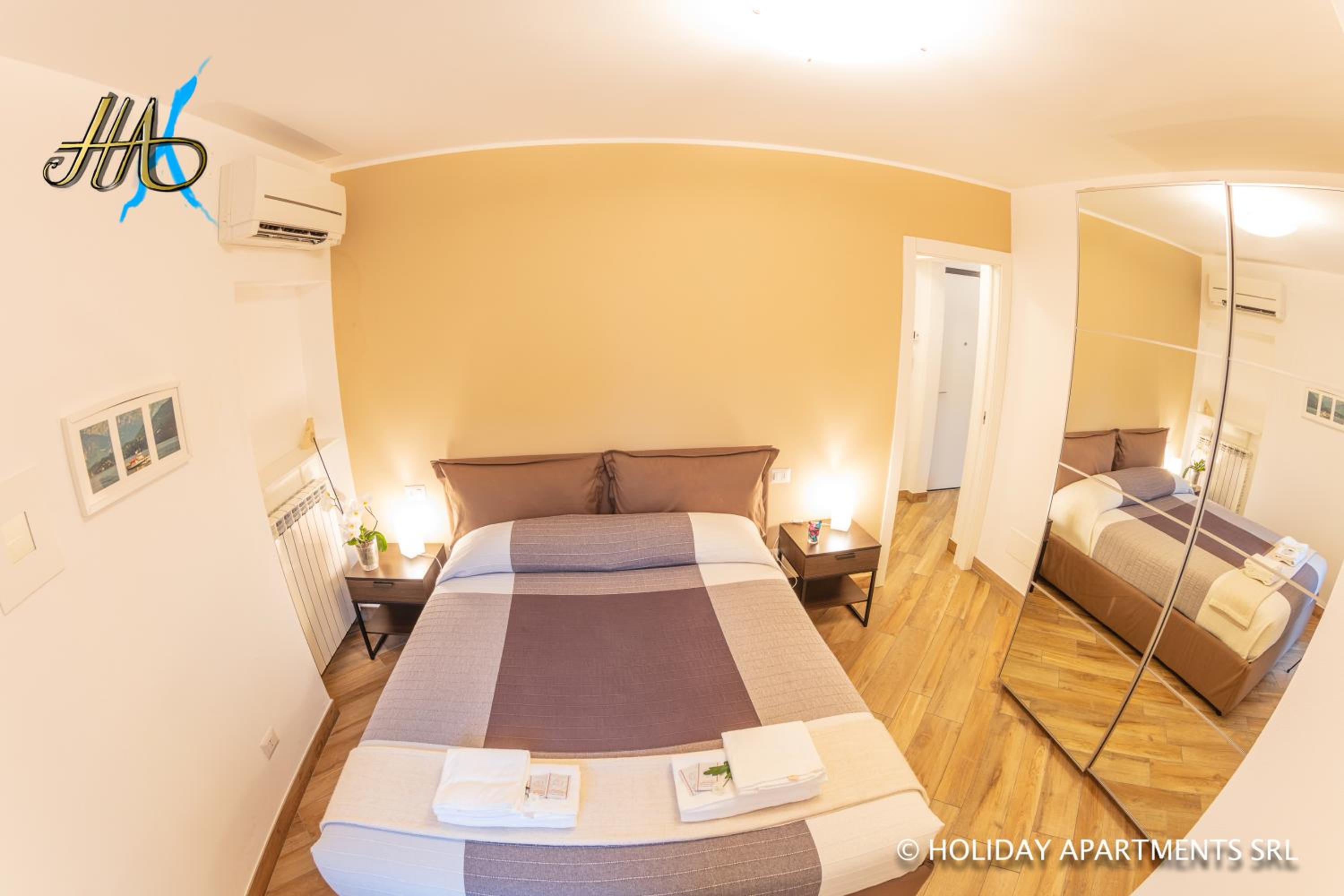 Apartment with Balcony - Photo 8