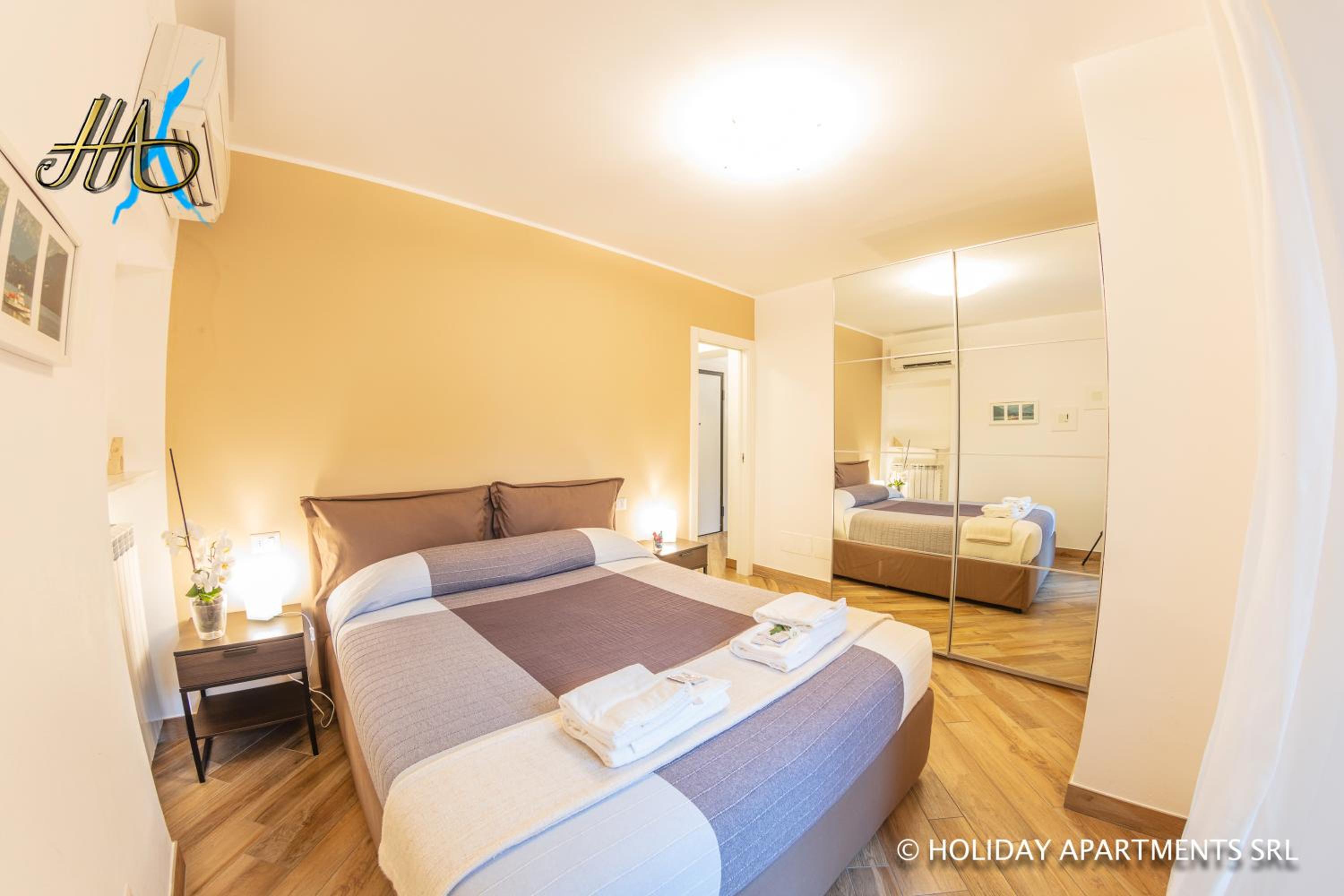 Apartment with Balcony - Photo 36