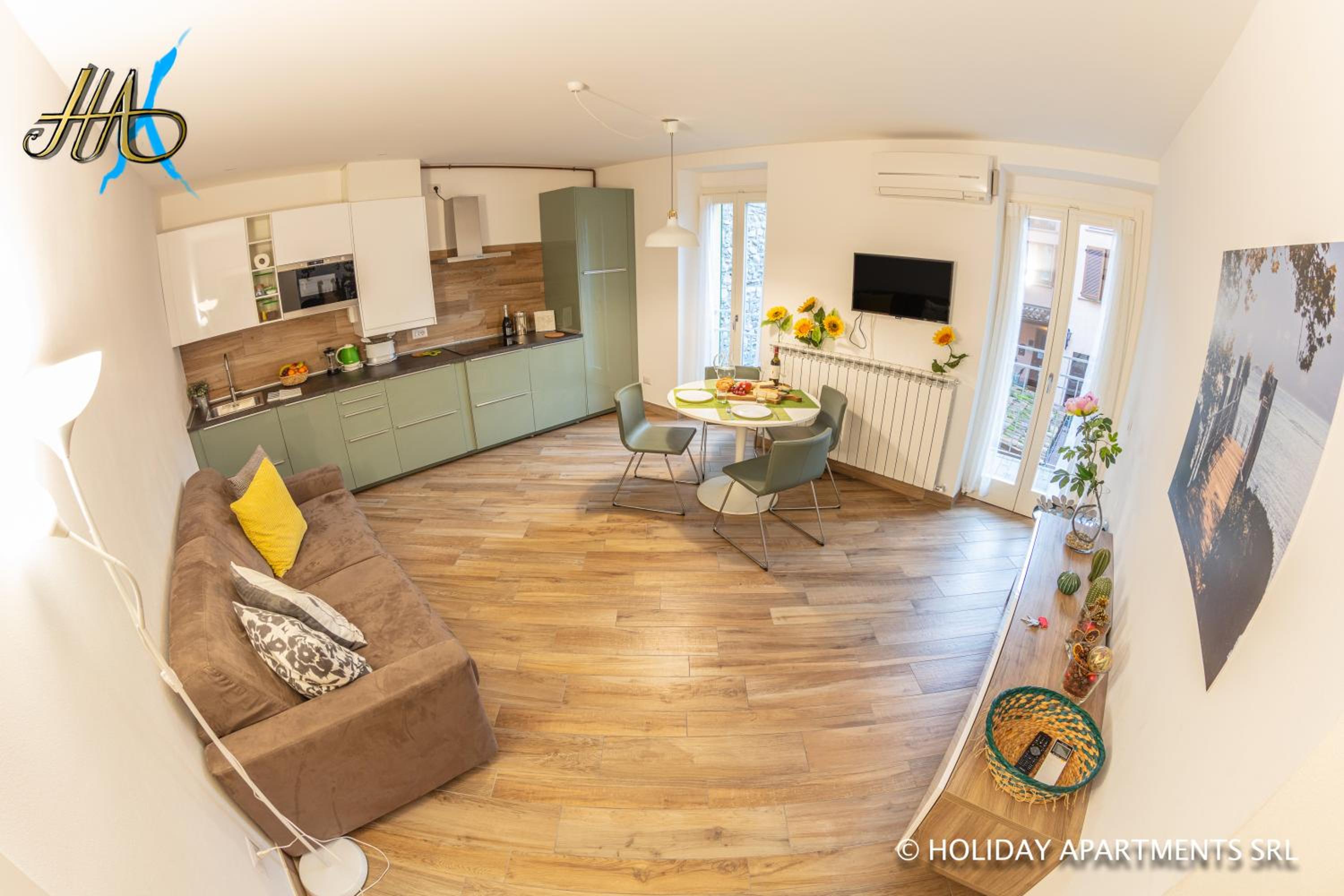 Apartment with Balcony - Photo 26