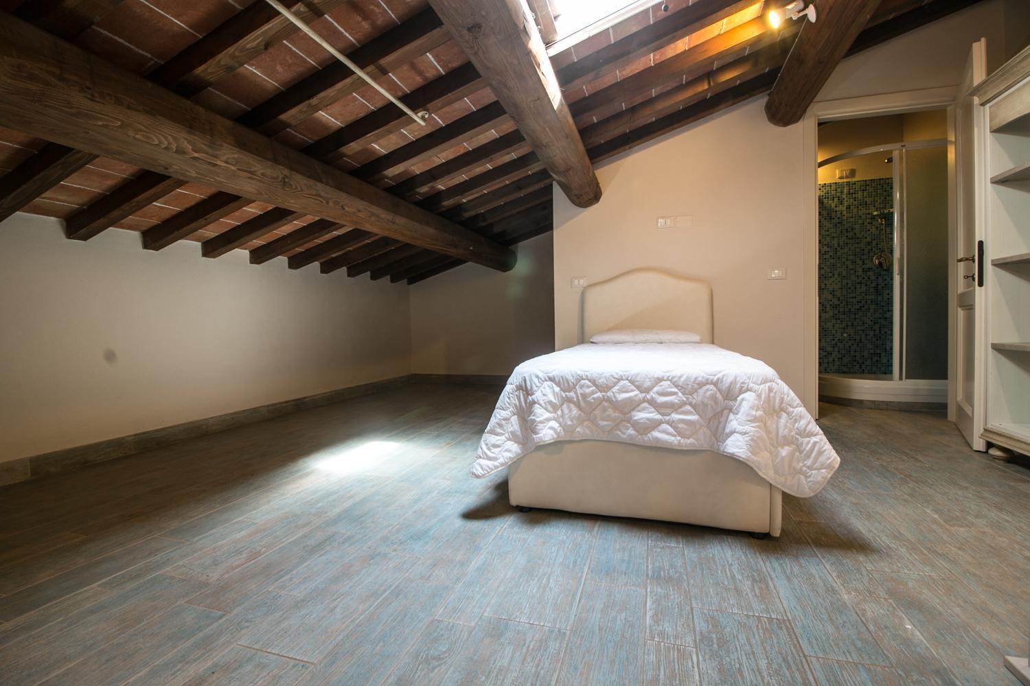 Duplex Apartment - Photo 1
