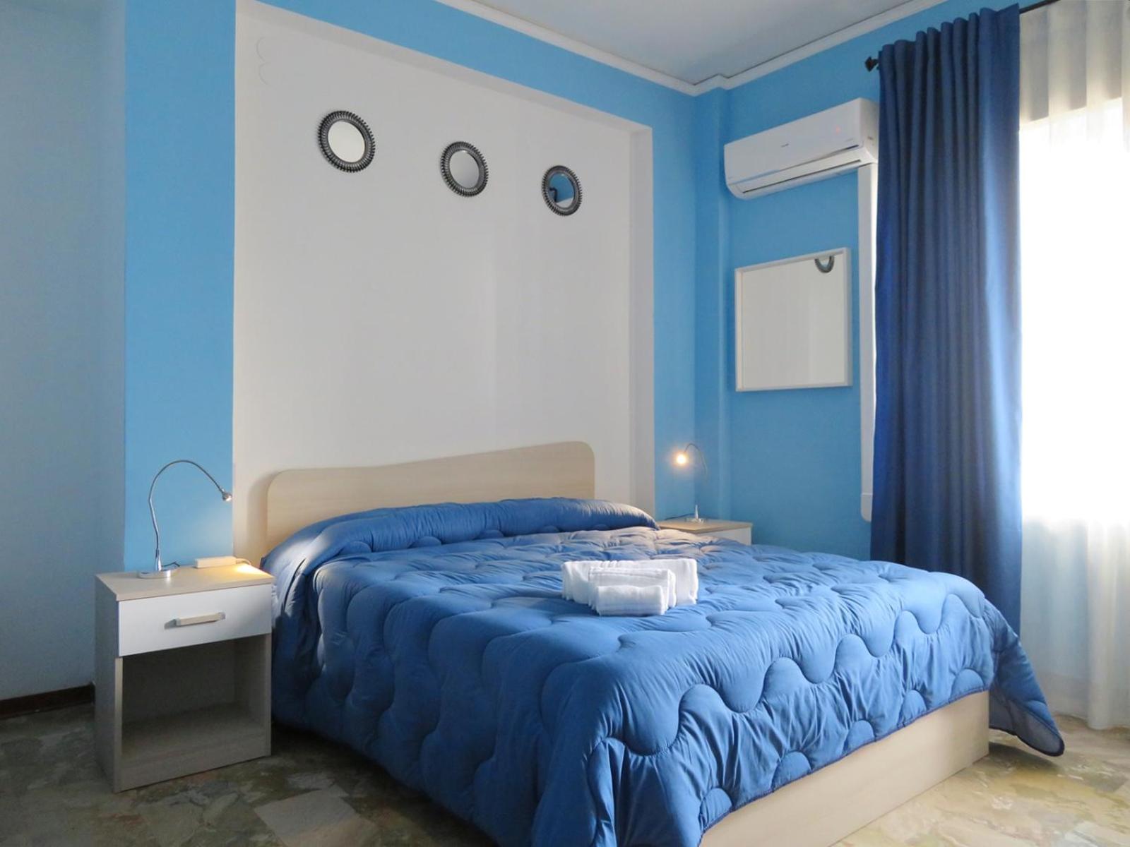 Triple Room with Private External Bathroom photo 1