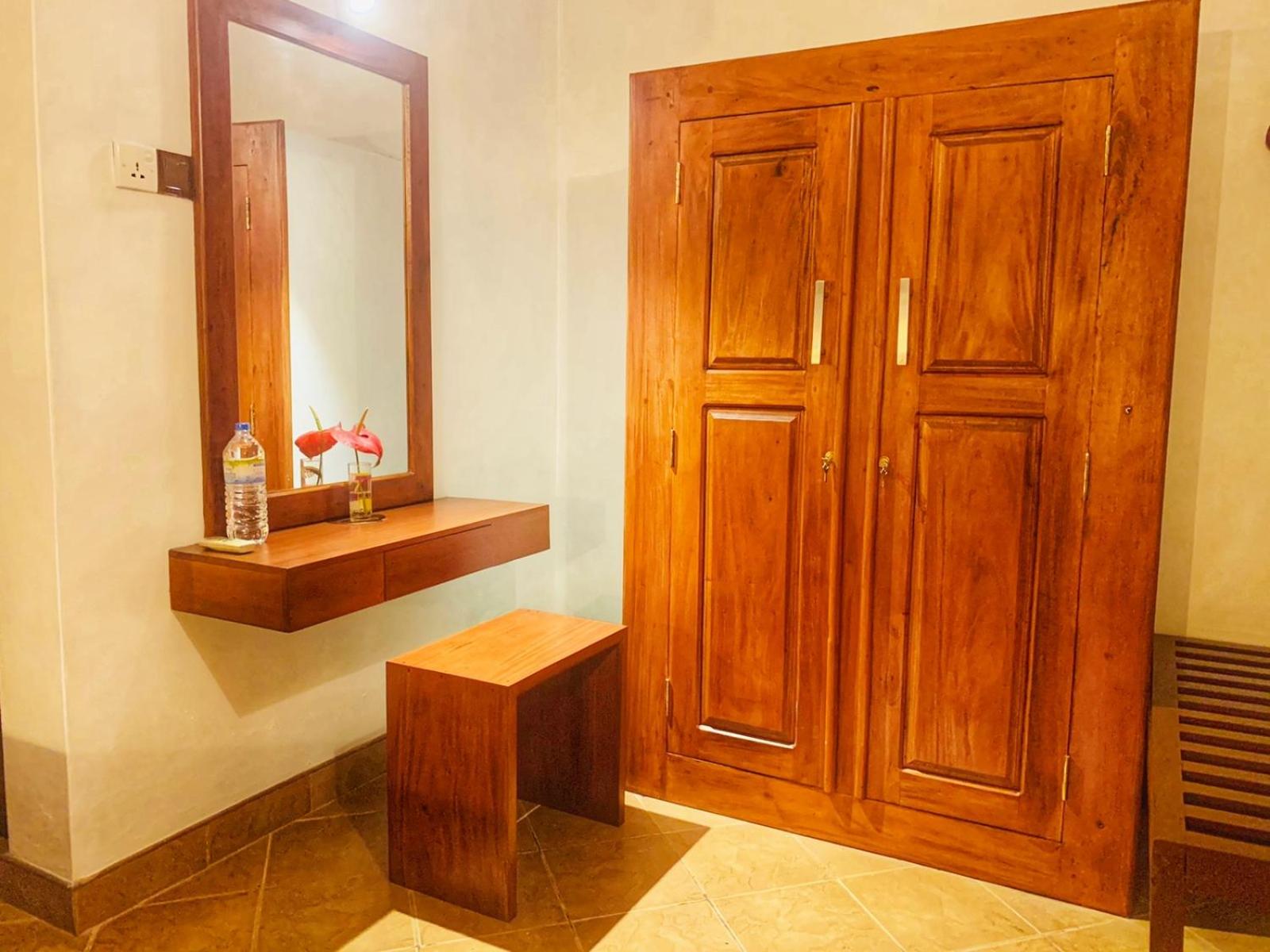 Deluxe Double or Twin Room photo 2