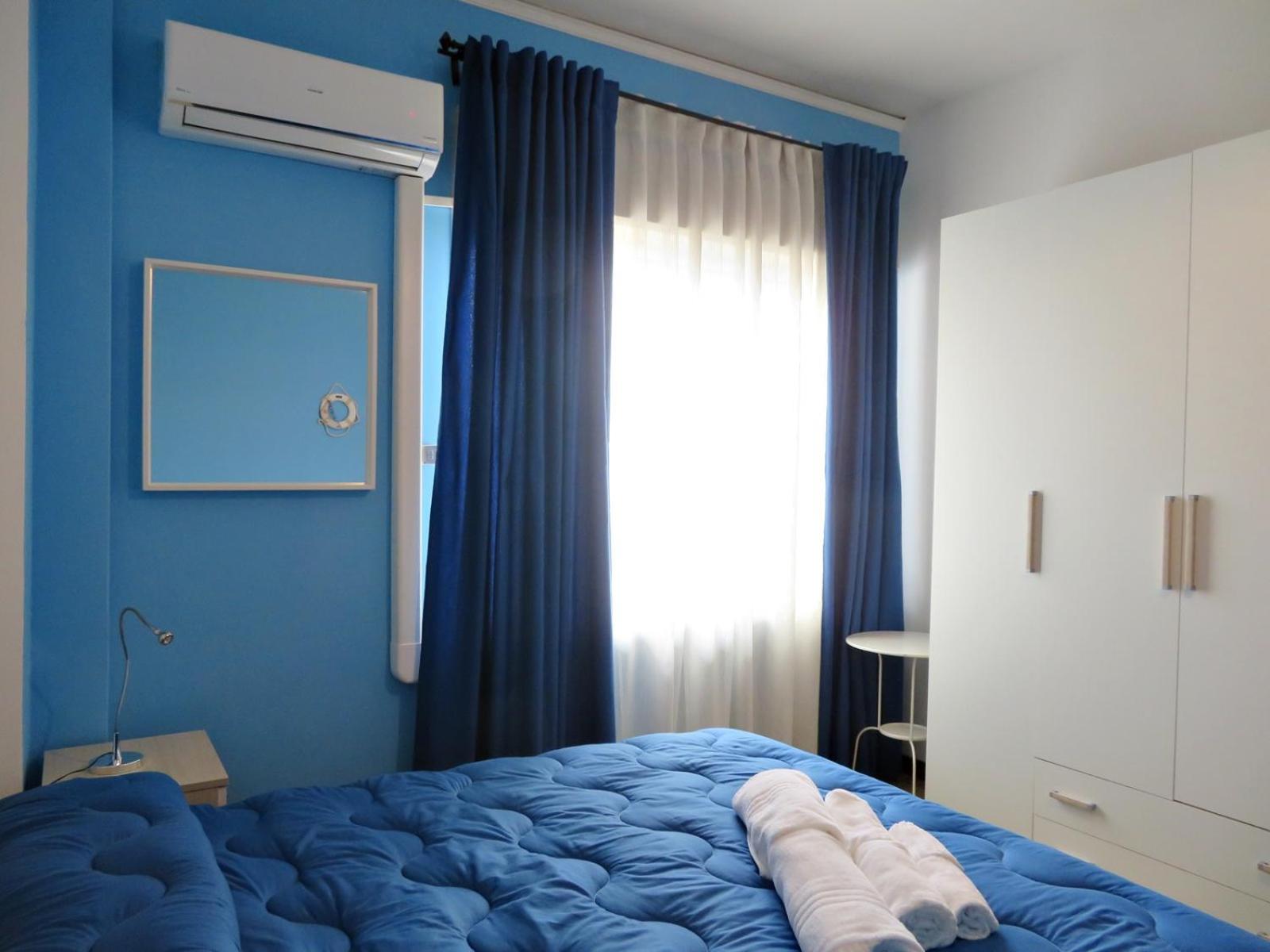 Triple Room with Private External Bathroom photo 3
