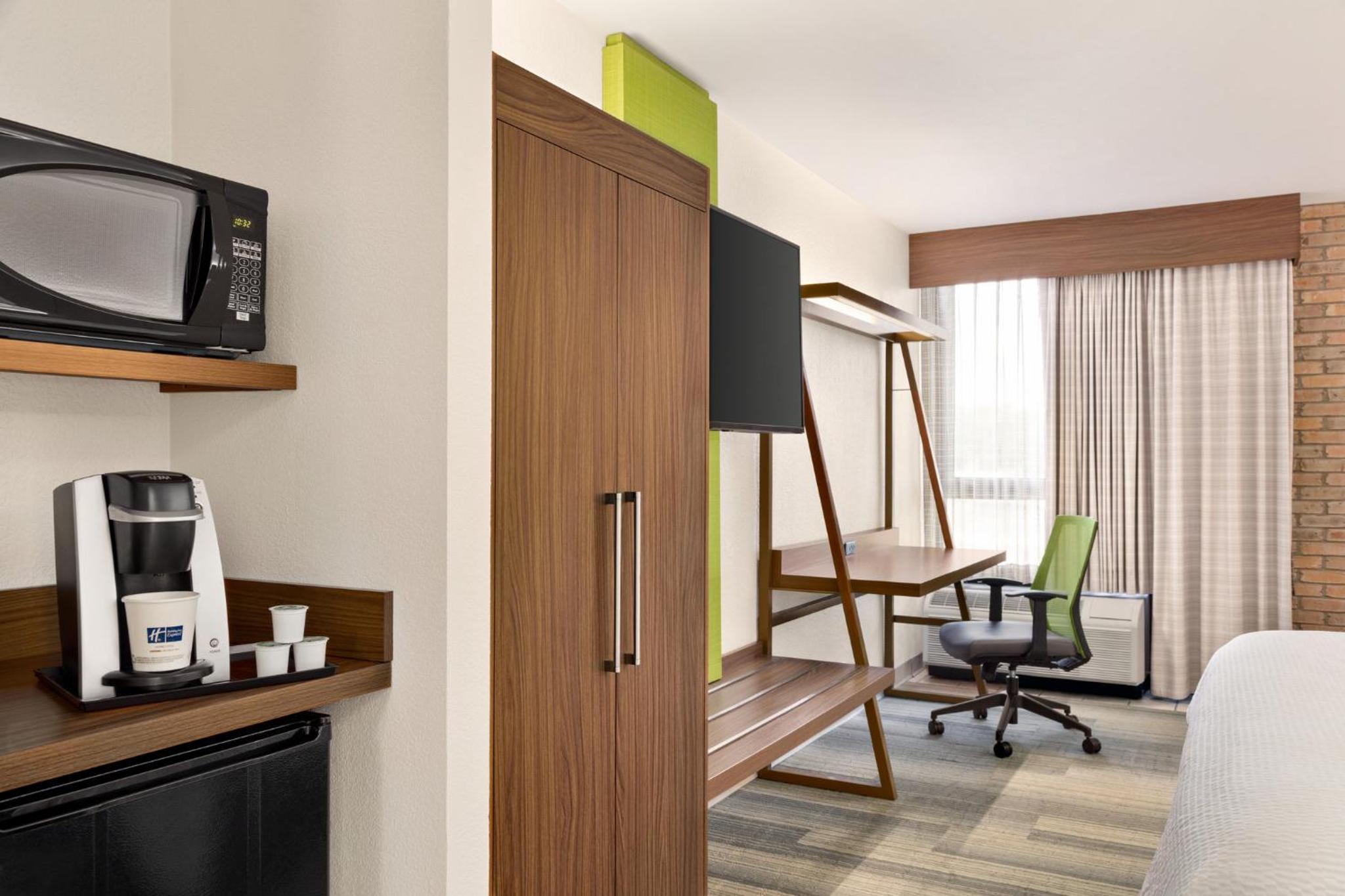 Standard Room - Photo 7