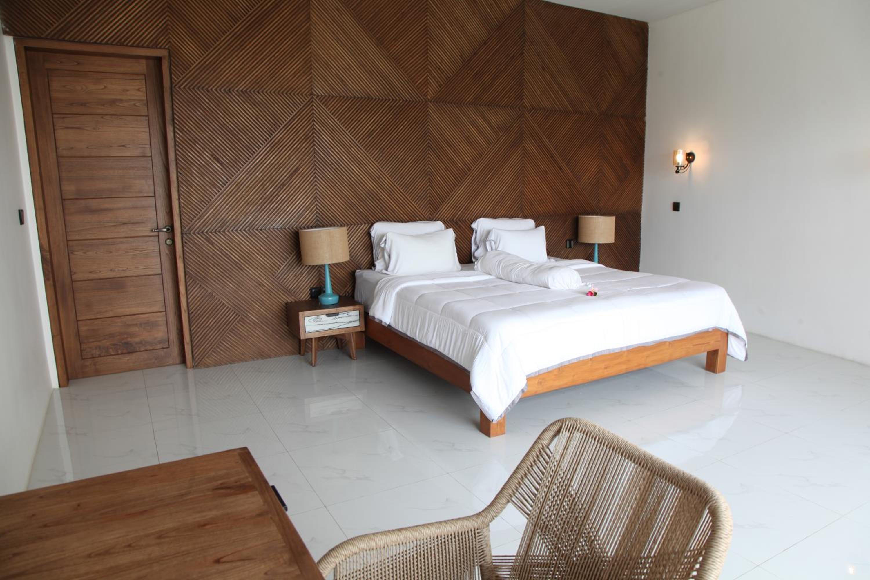 Jacuzzi Villa - Photo 22