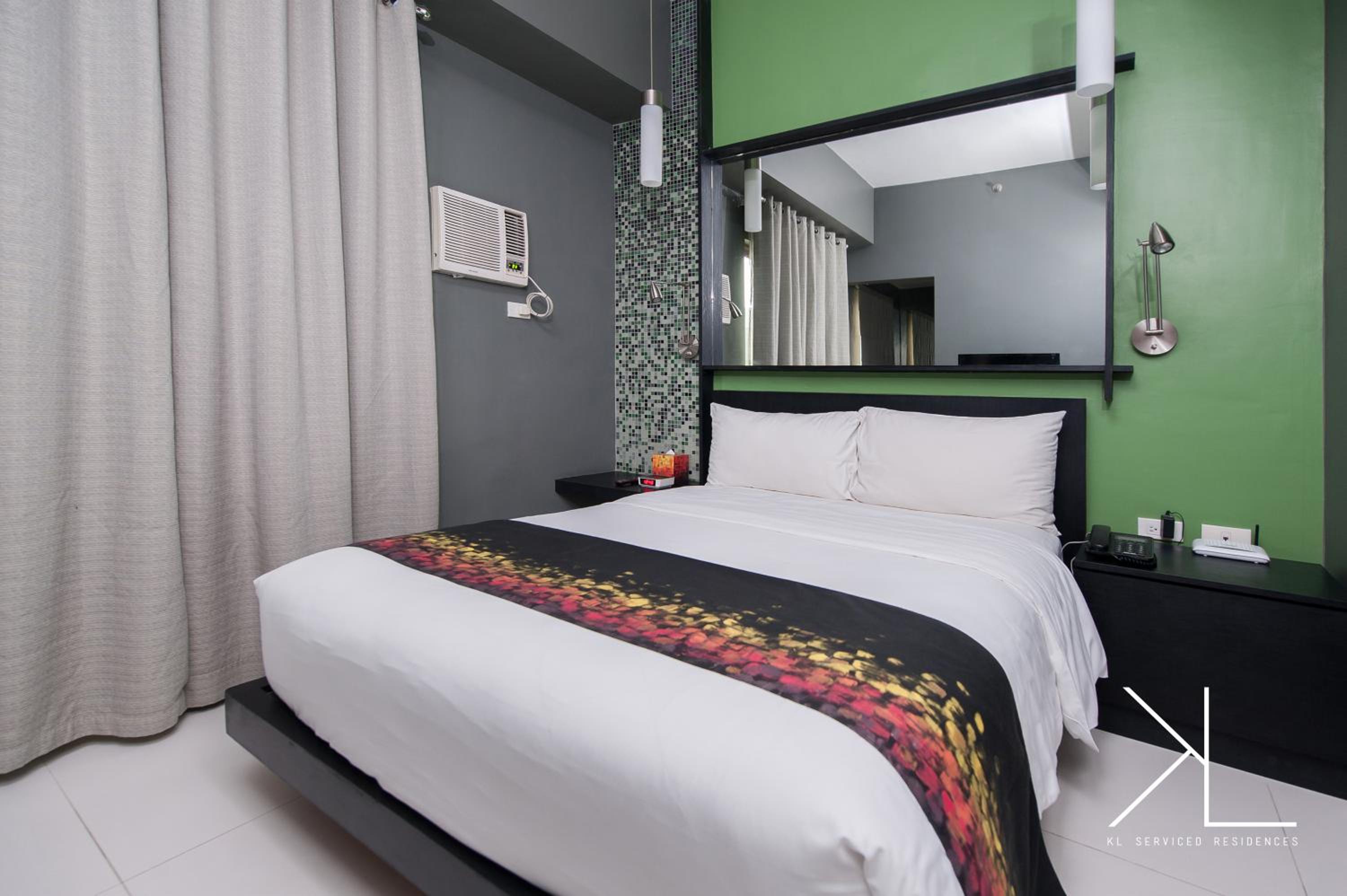 One-Bedroom Suite - Photo 1