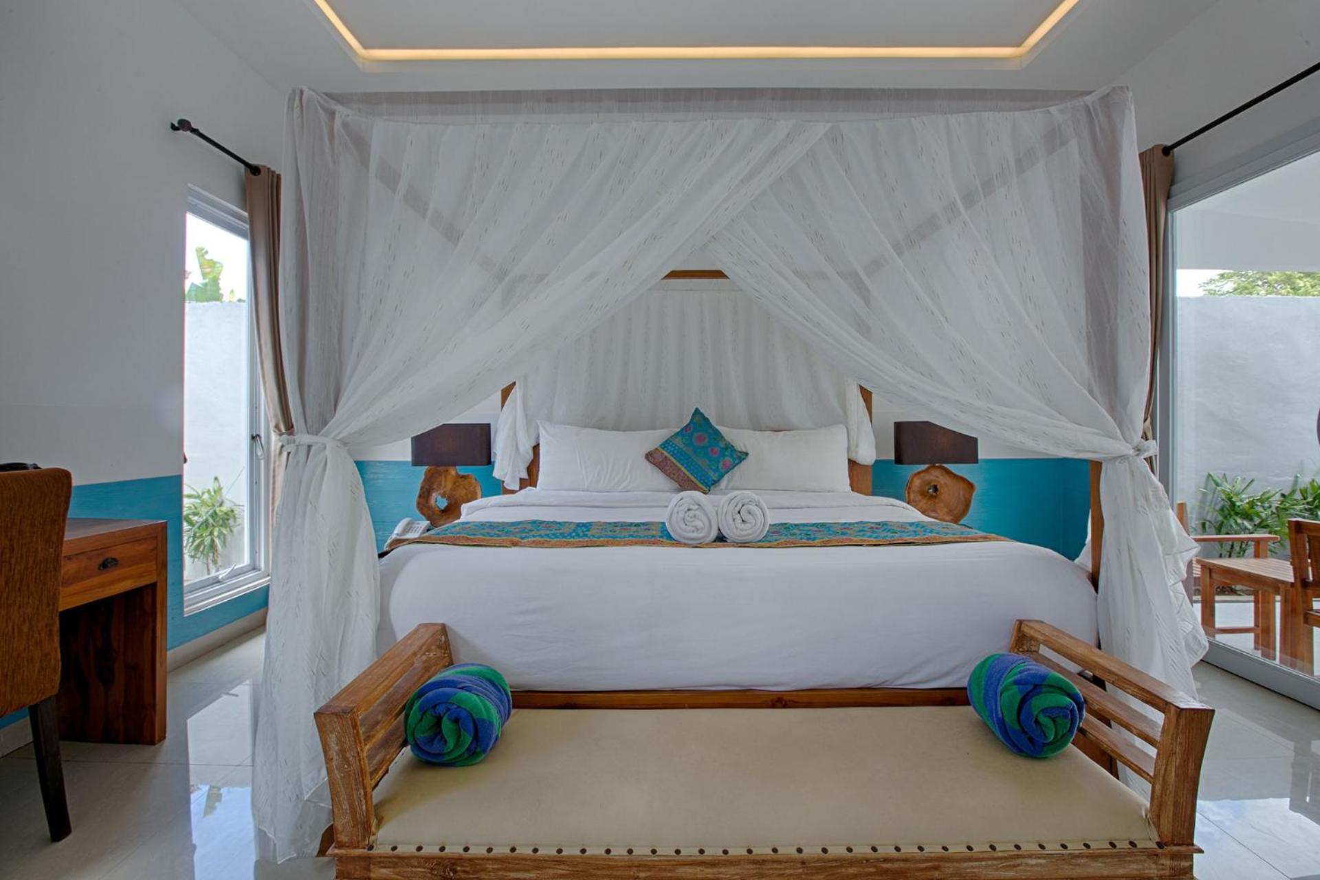 Contemporary Three Bedrooms Villa