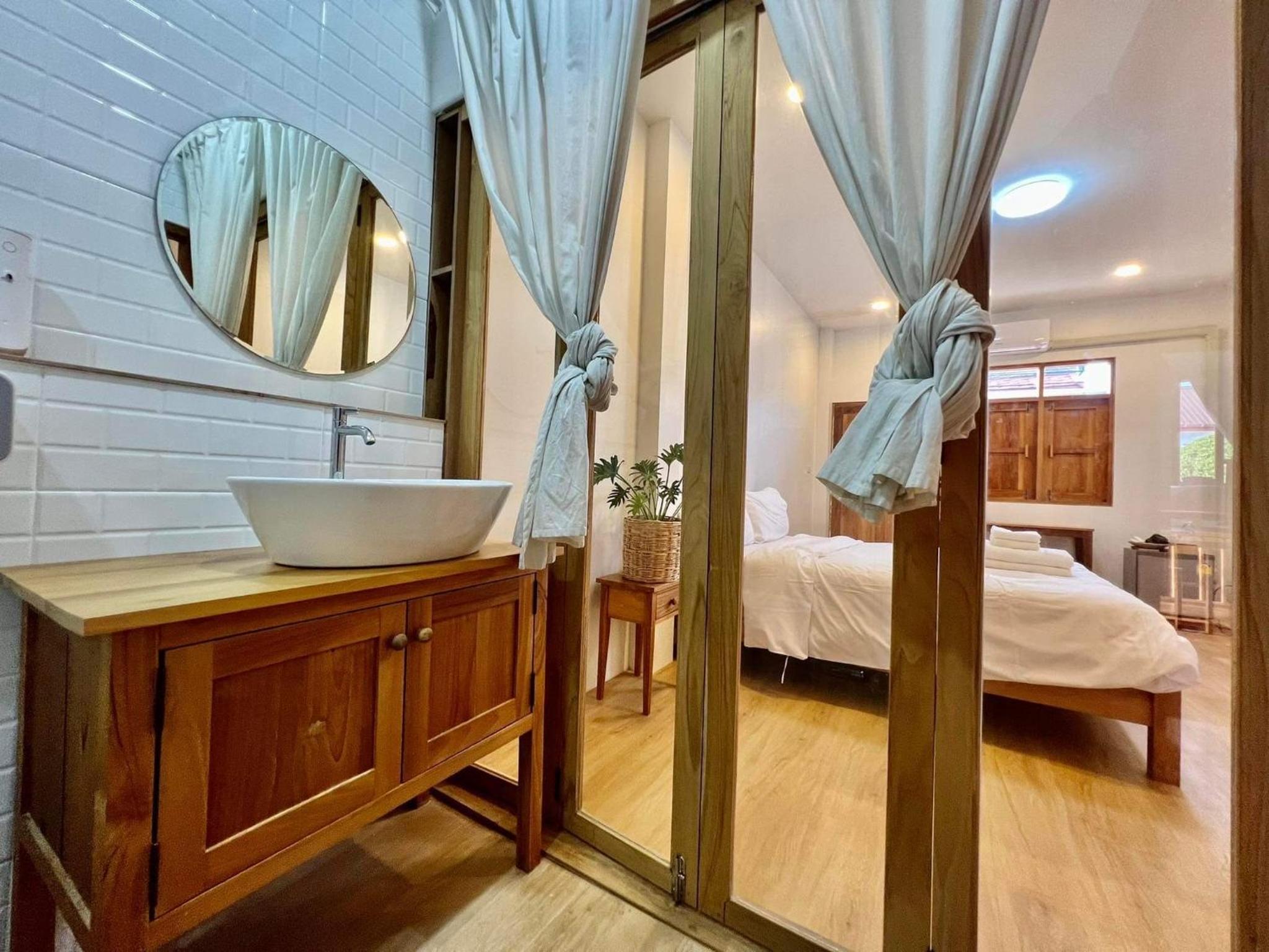 Double Room with Terrace - Photo 6