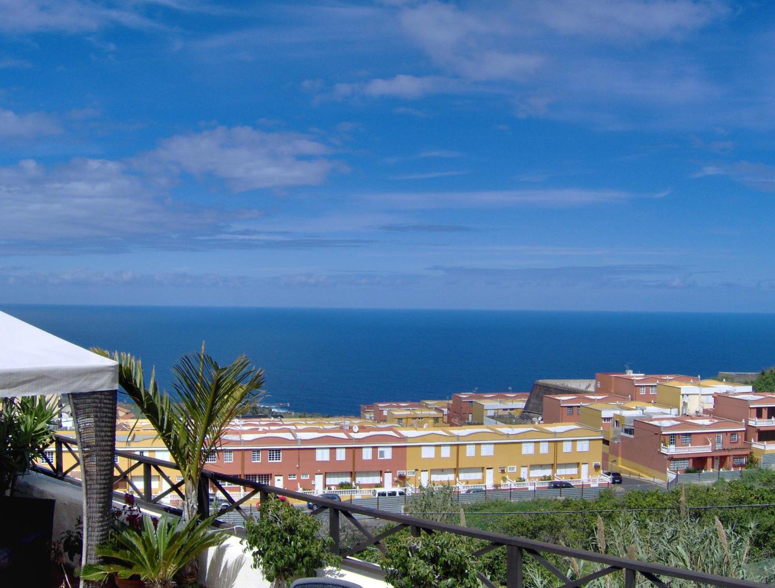 Apartment with Sea View (2 Adults) - Photo 27