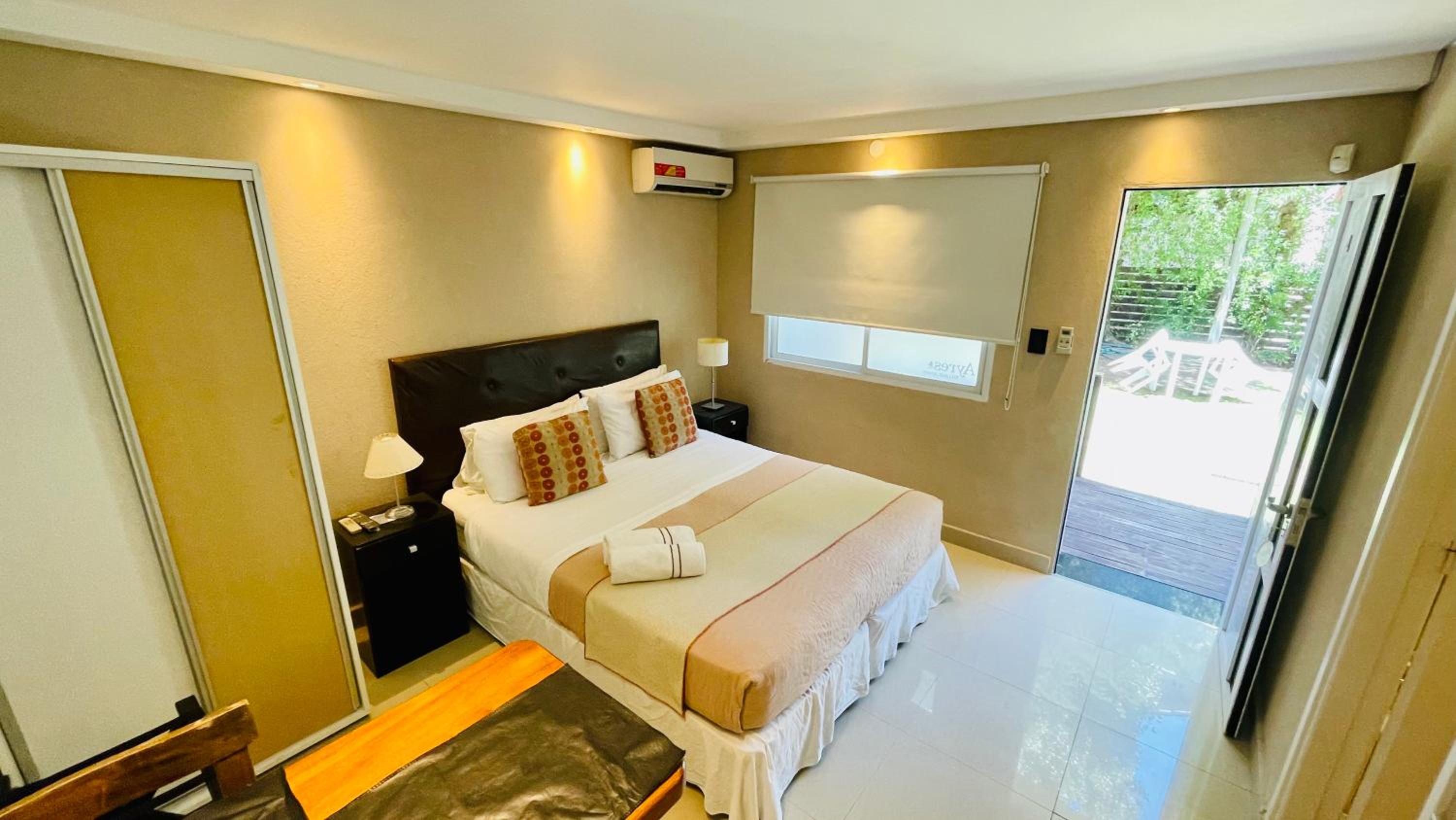 Double Room with Balcony photo 2