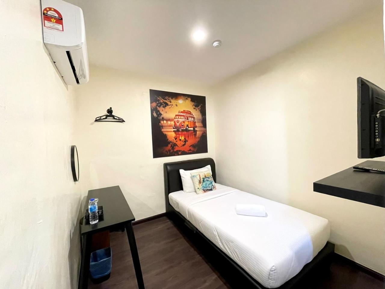 Standard Single Room photo 2